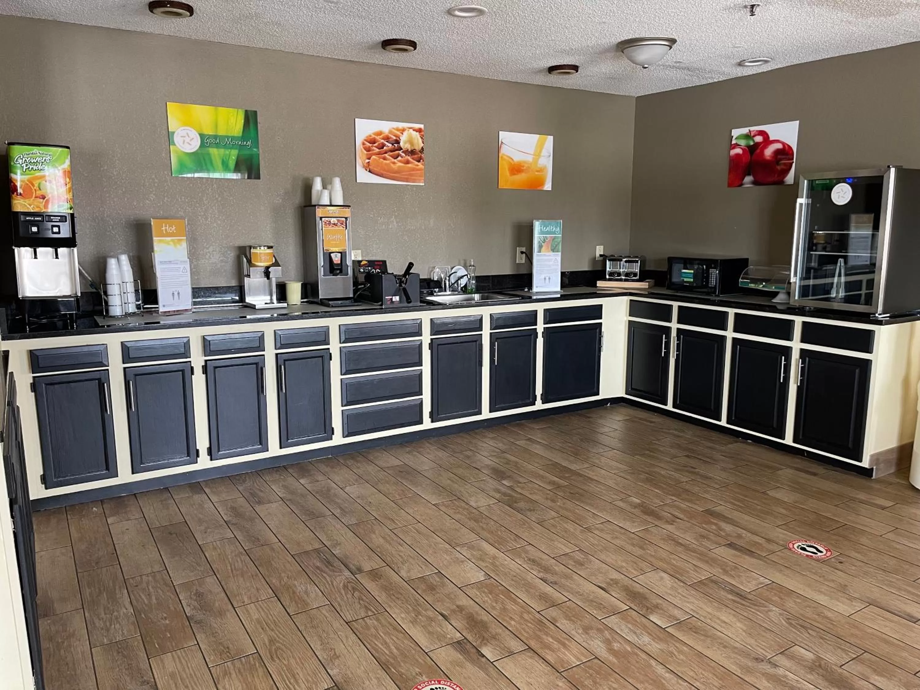 Coffee/tea facilities in Quality Inn Williamston