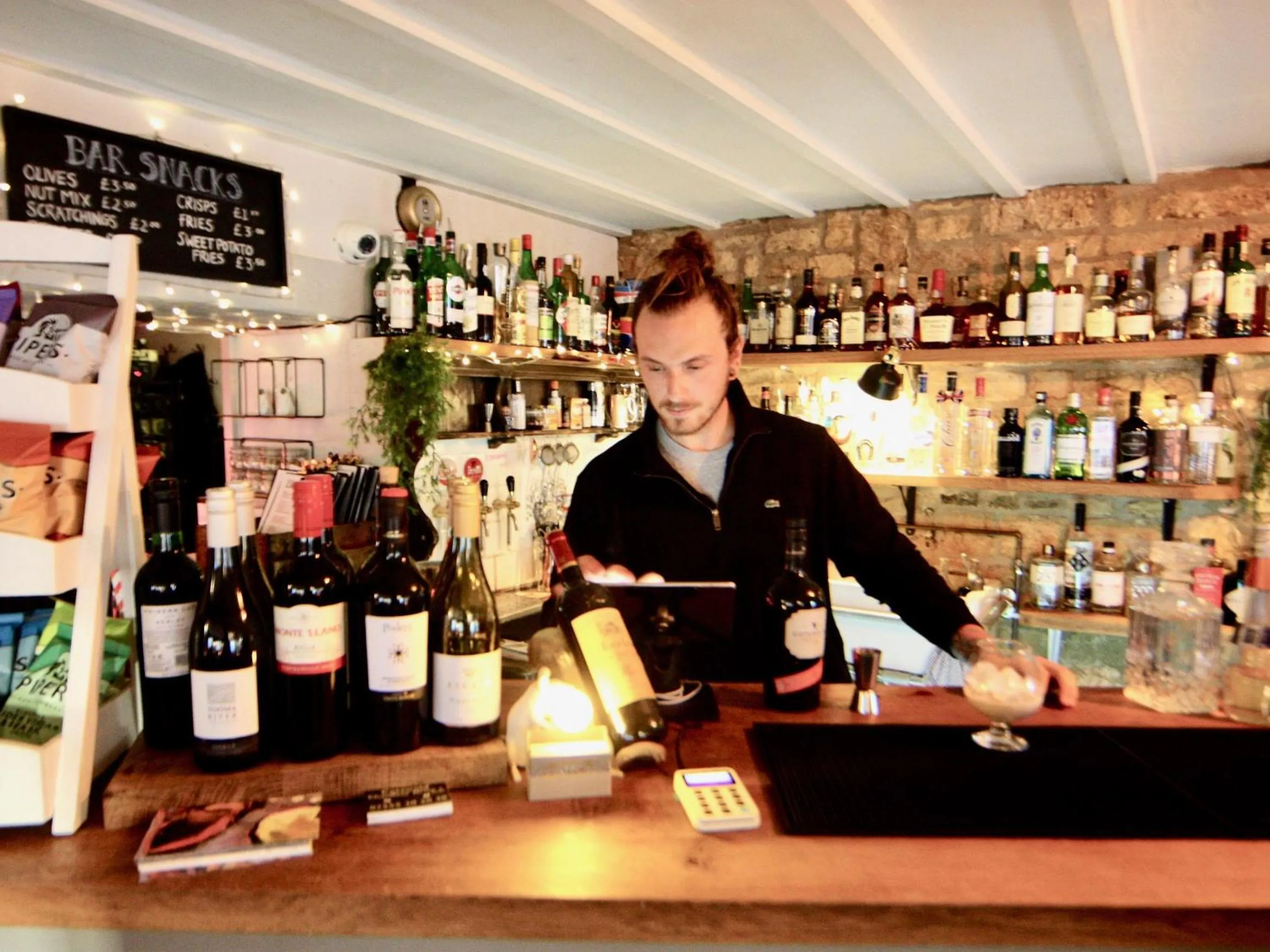 Lounge or bar in The Mousetrap Inn