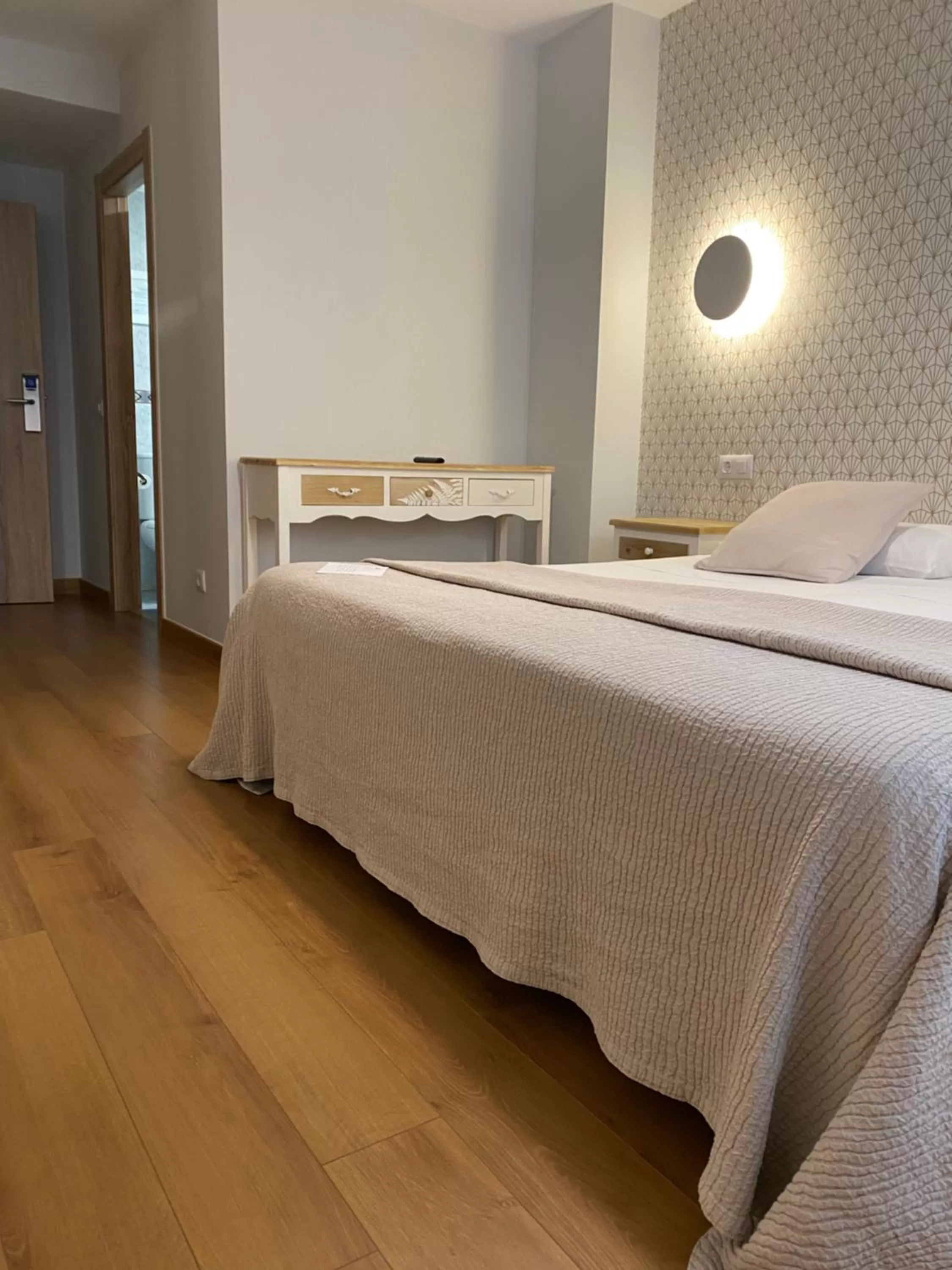 Photo of the whole room, Bed in Hotel Costa Verde