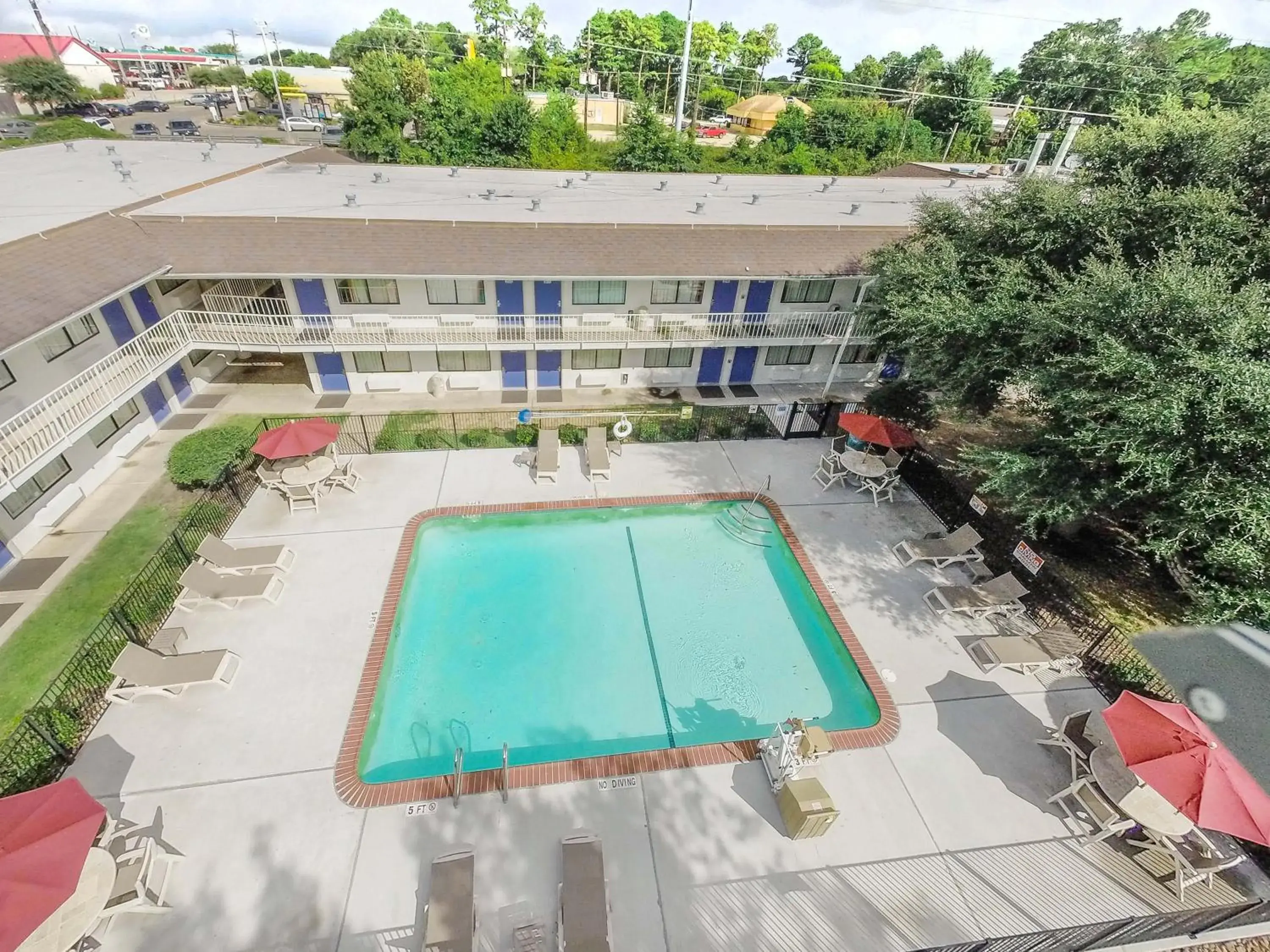 Swimming pool, Pool View in Motel 6-Huntsville, TX
