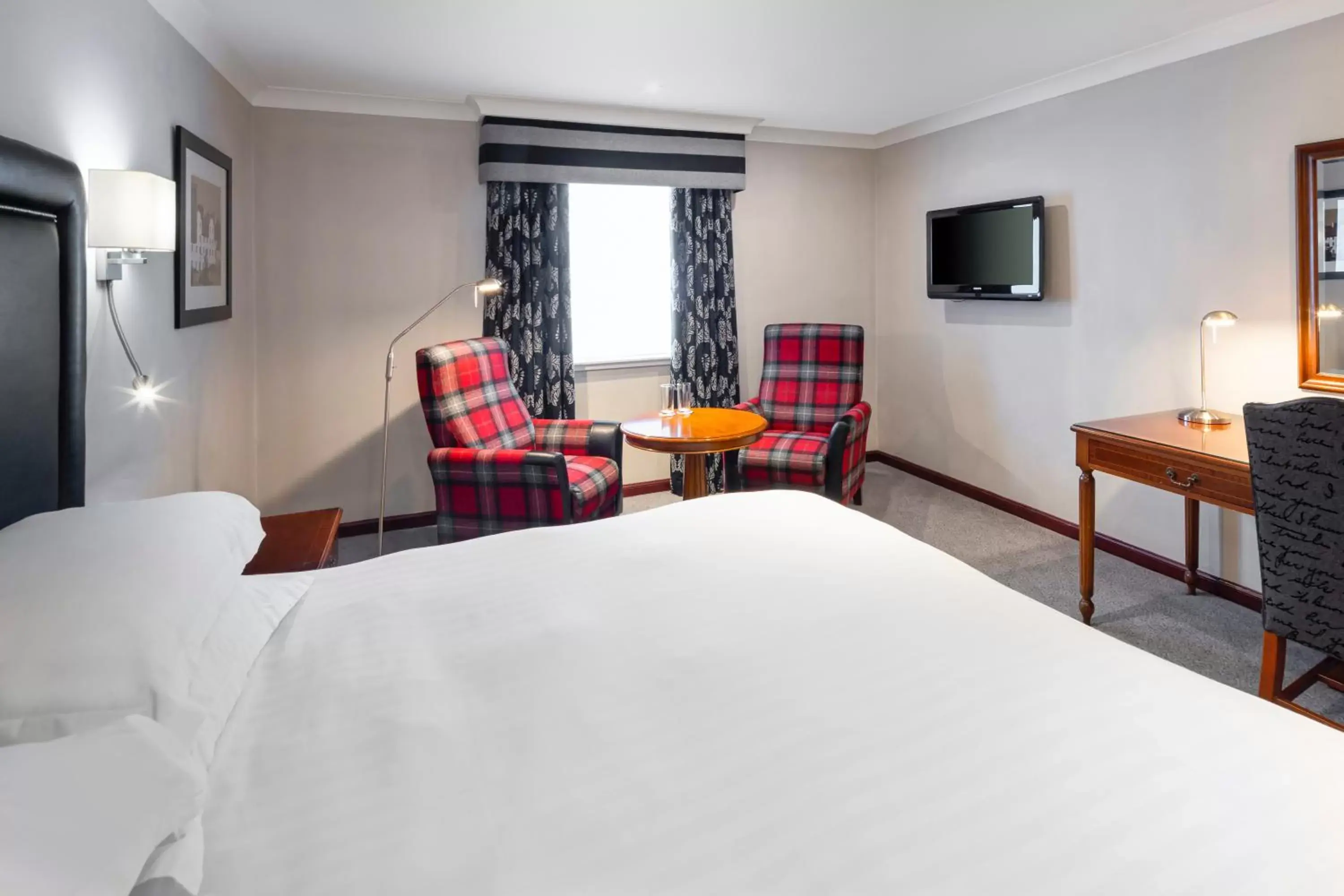 Bed in Edinburgh Holyrood Hotel