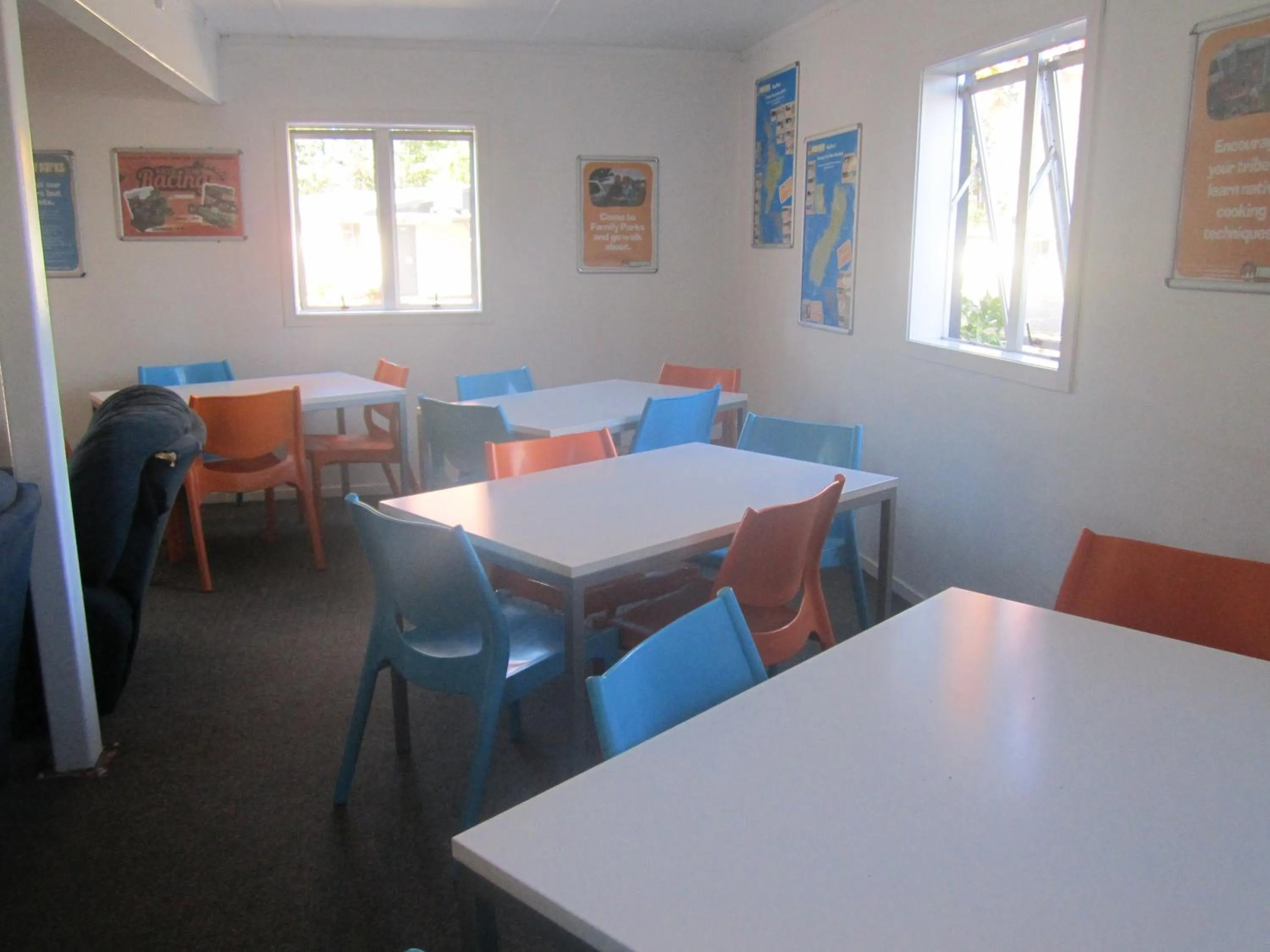 Communal lounge/ TV room in All Seasons Holiday Park