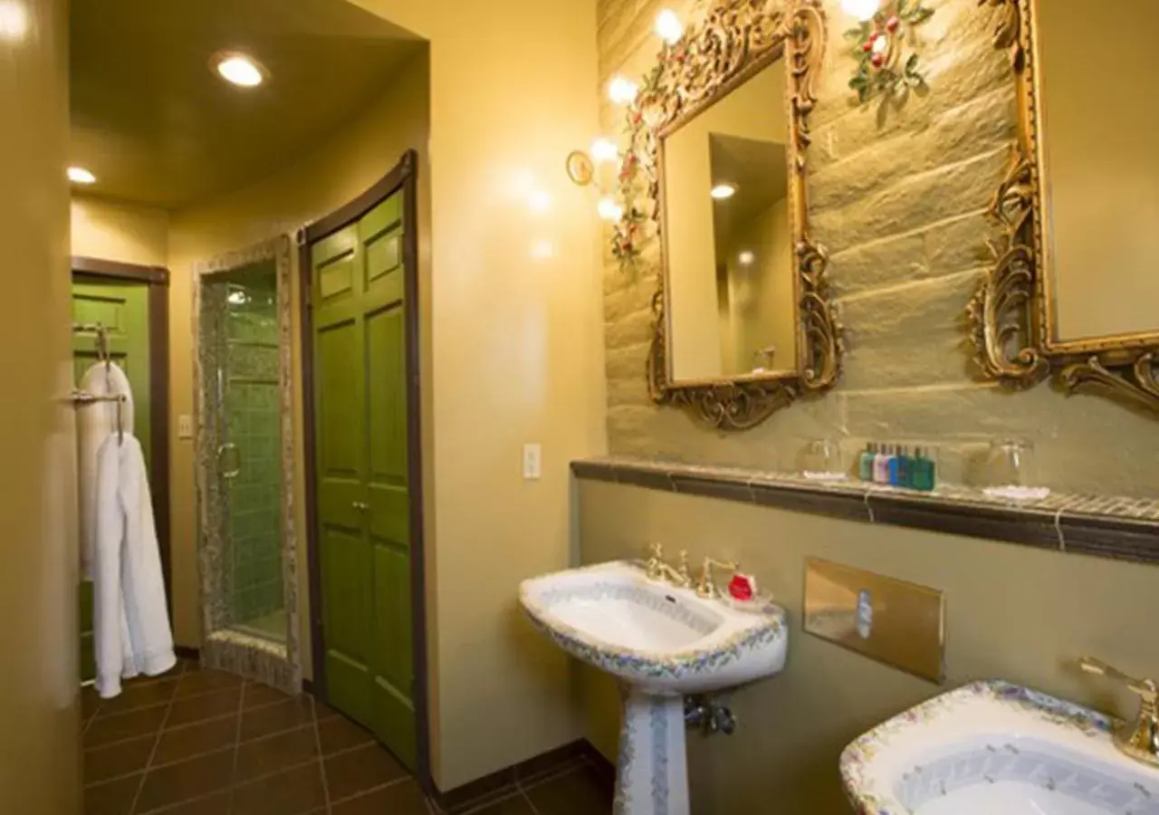 Bathroom in Madonna Inn