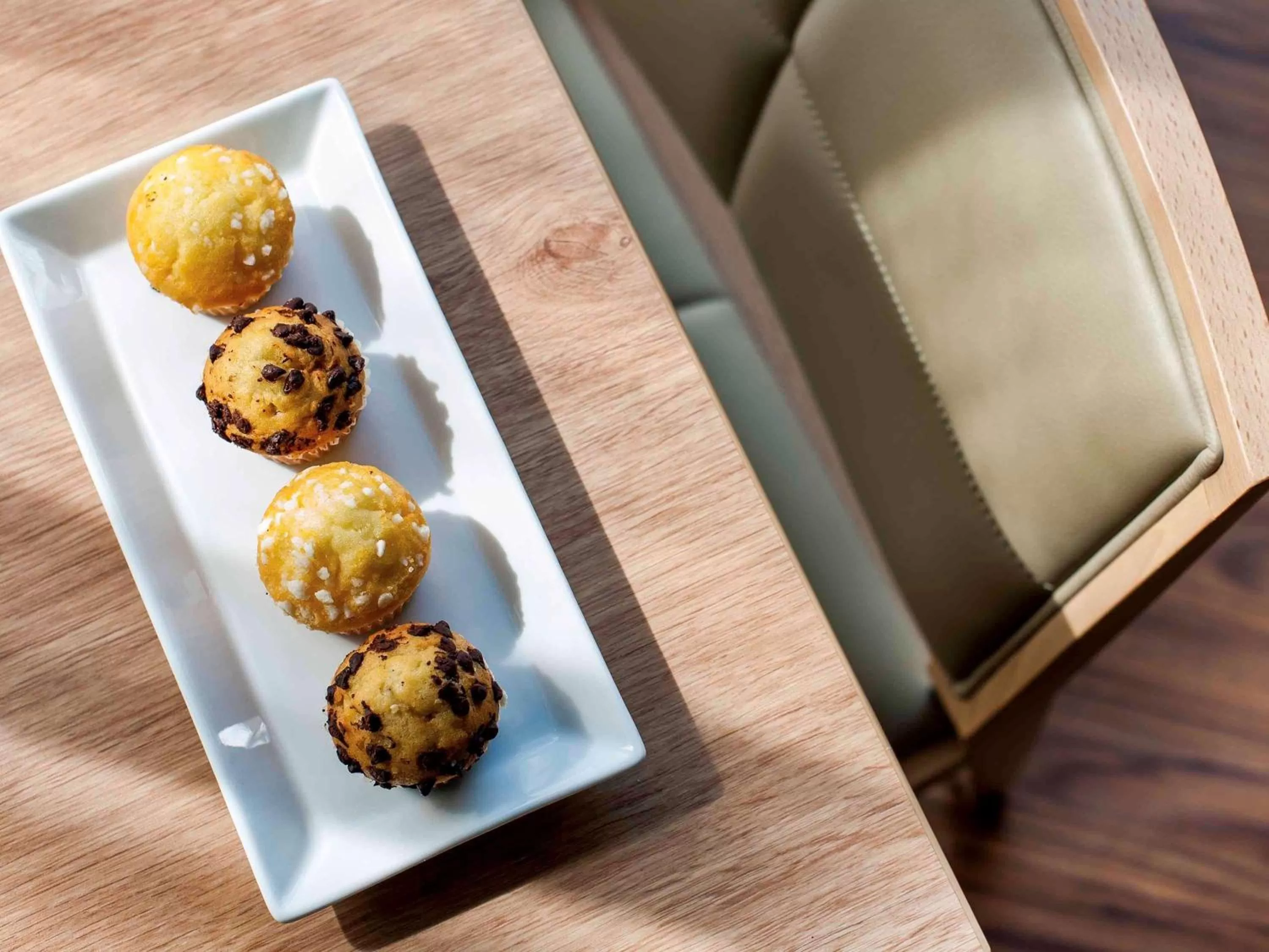 Lounge or bar in ibis Berlin Dreilinden