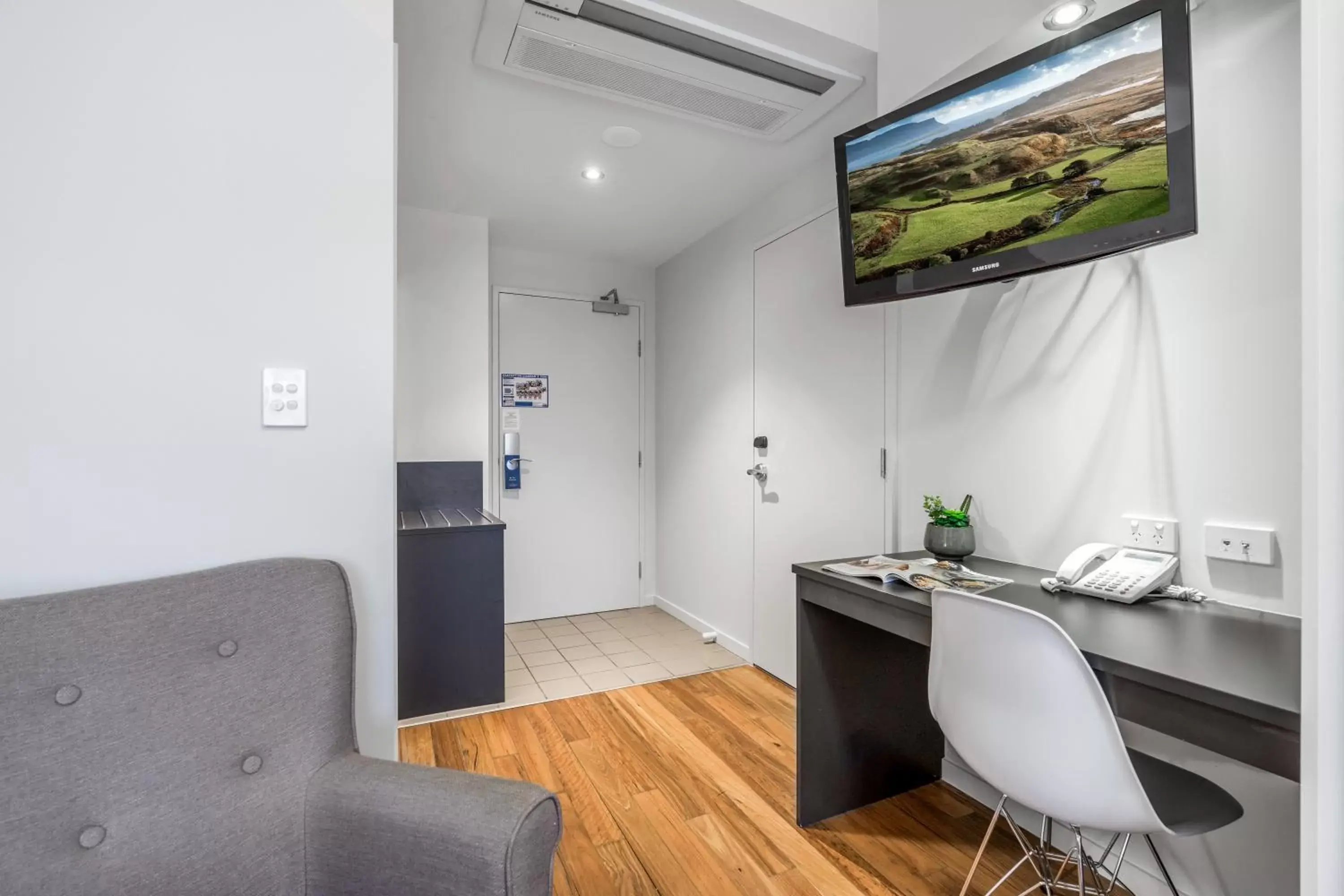 TV and multimedia, TV/Entertainment Center in Essence Apartments Chermside