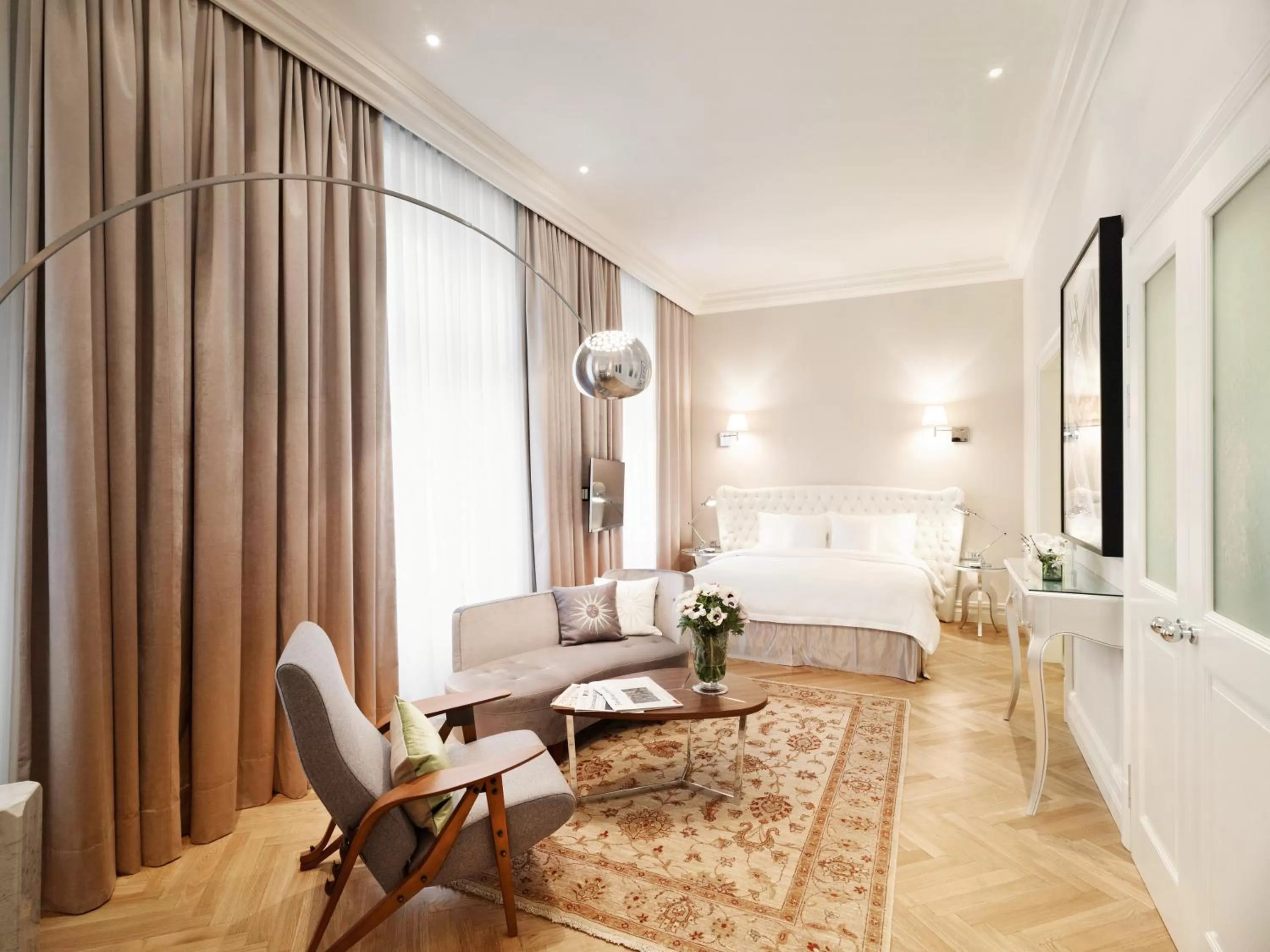 Photo of the whole room in Hotel Sans Souci Wien