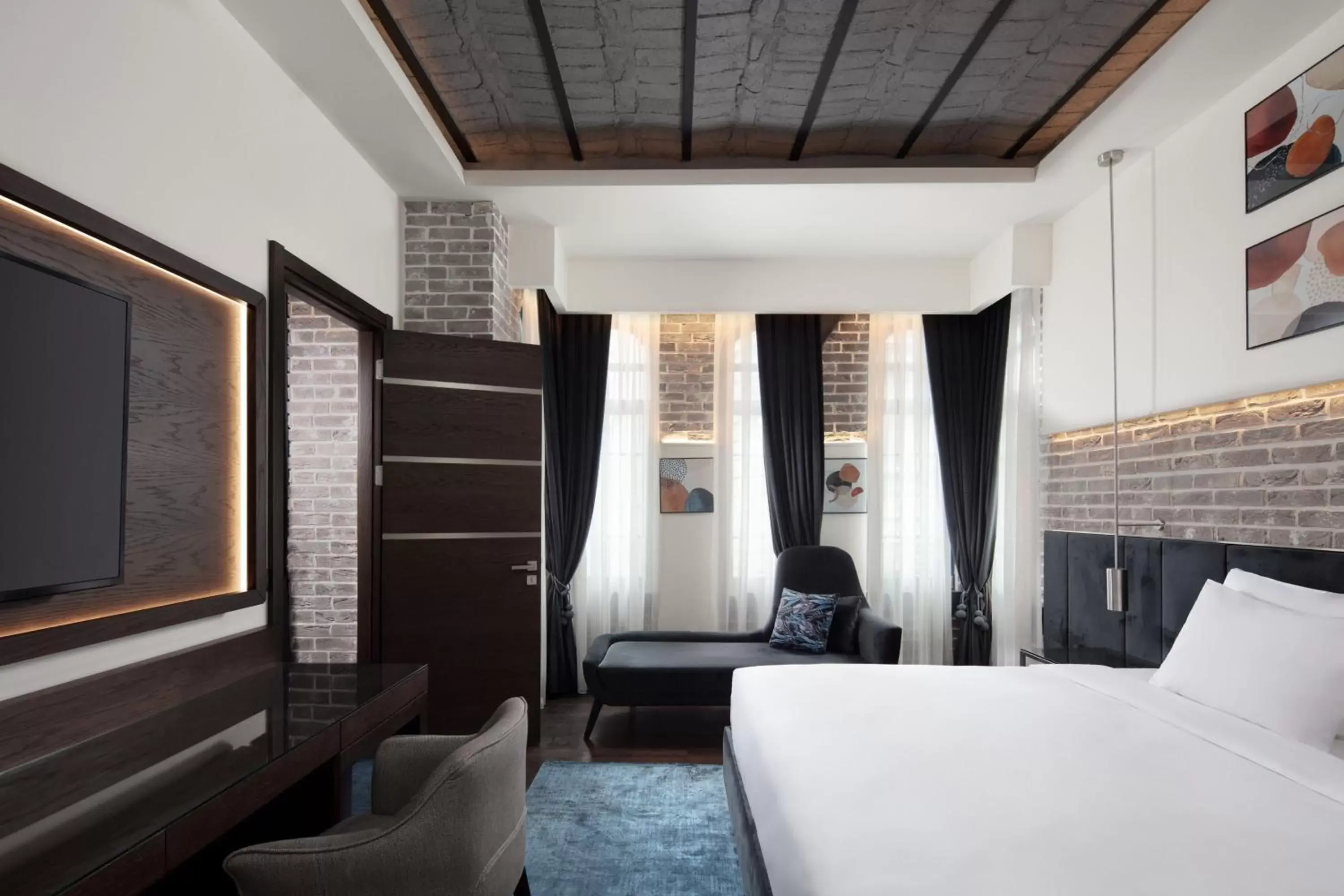 Bedroom, Bed in DeCamondo Galata, a Tribute Portfolio Hotel