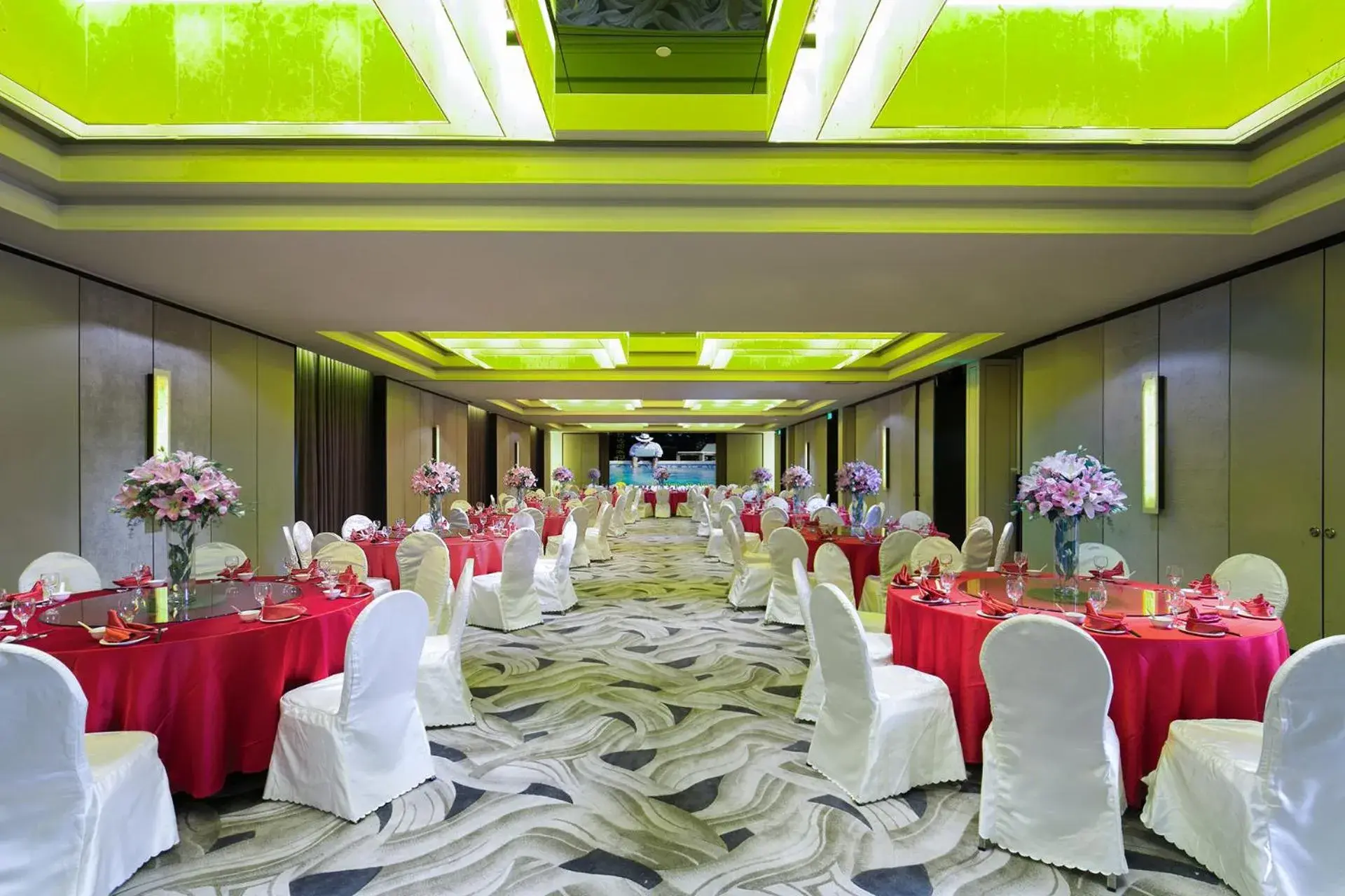 Business facilities, Banquet Facilities in Golden Tulip Bund New Asia