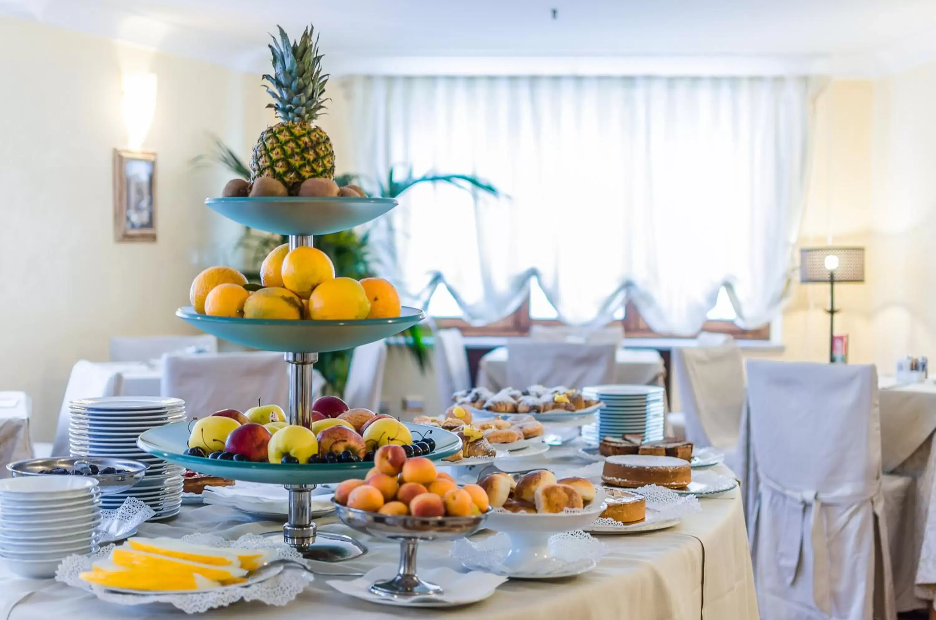 Buffet breakfast, Food in Hotel Vecchio Borgo