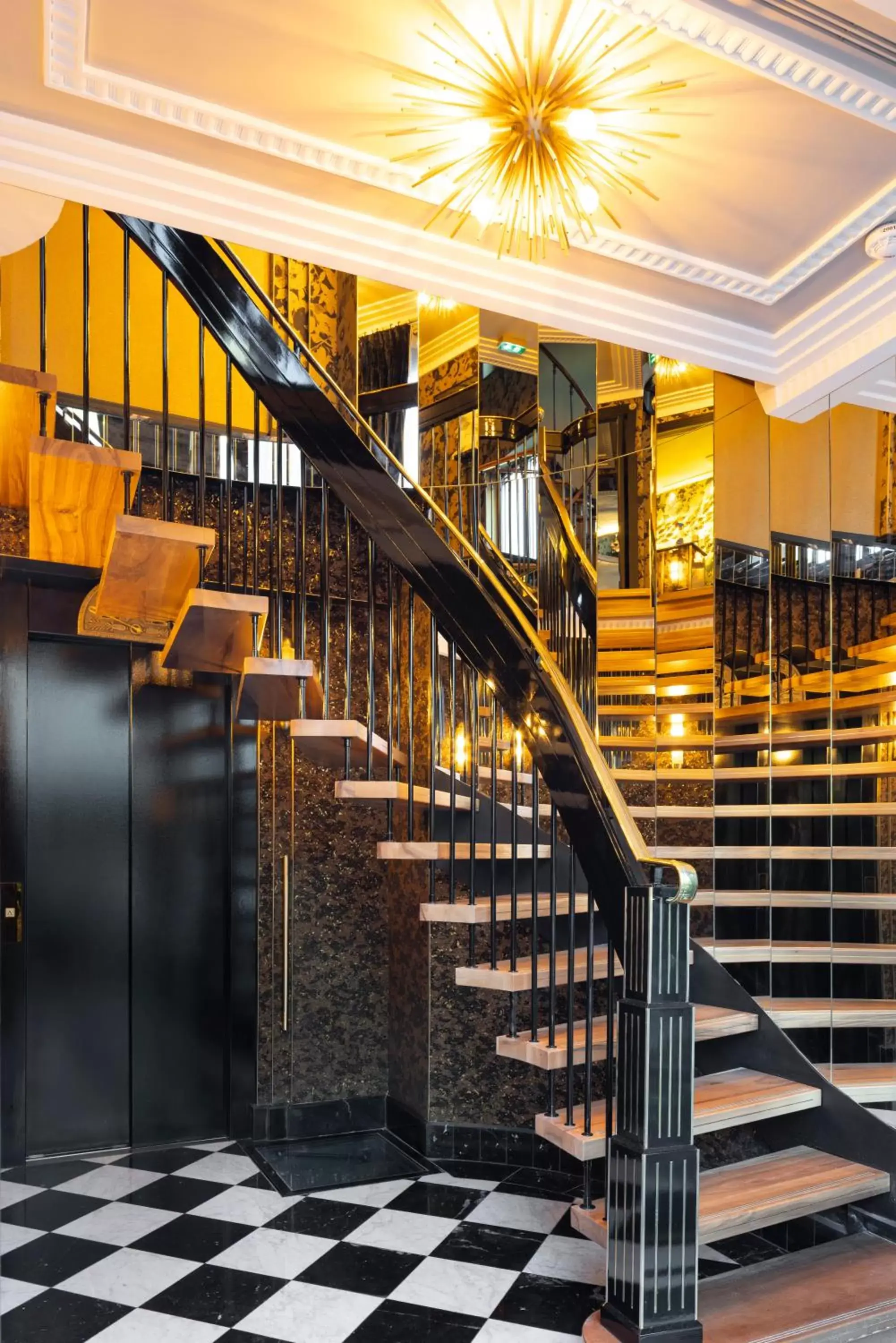 Facade/entrance in Manolita Paris Facade/entrance in Manolita Paris