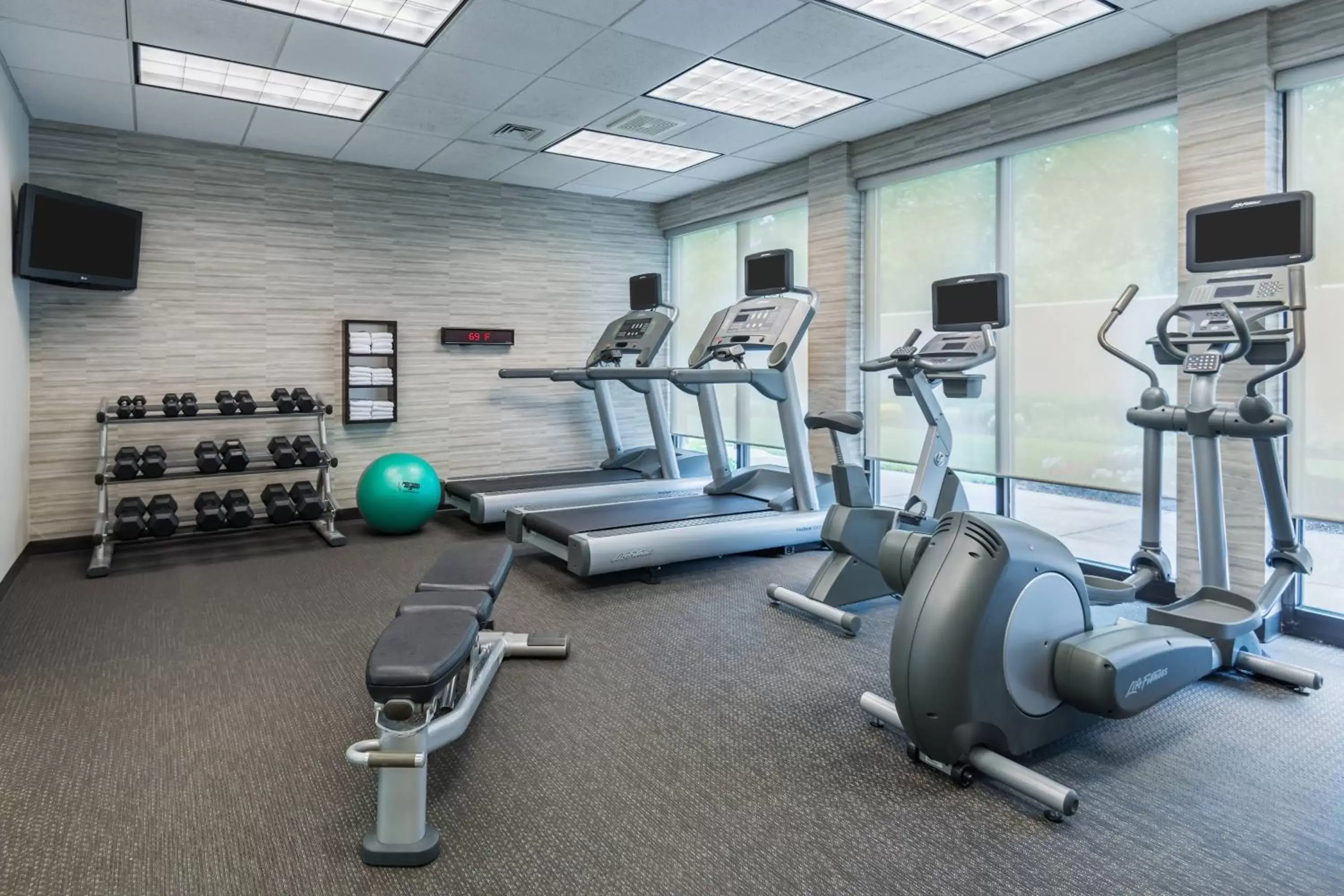 Fitness centre/facilities, Fitness Center/Facilities in Courtyard by Marriott Providence Lincoln