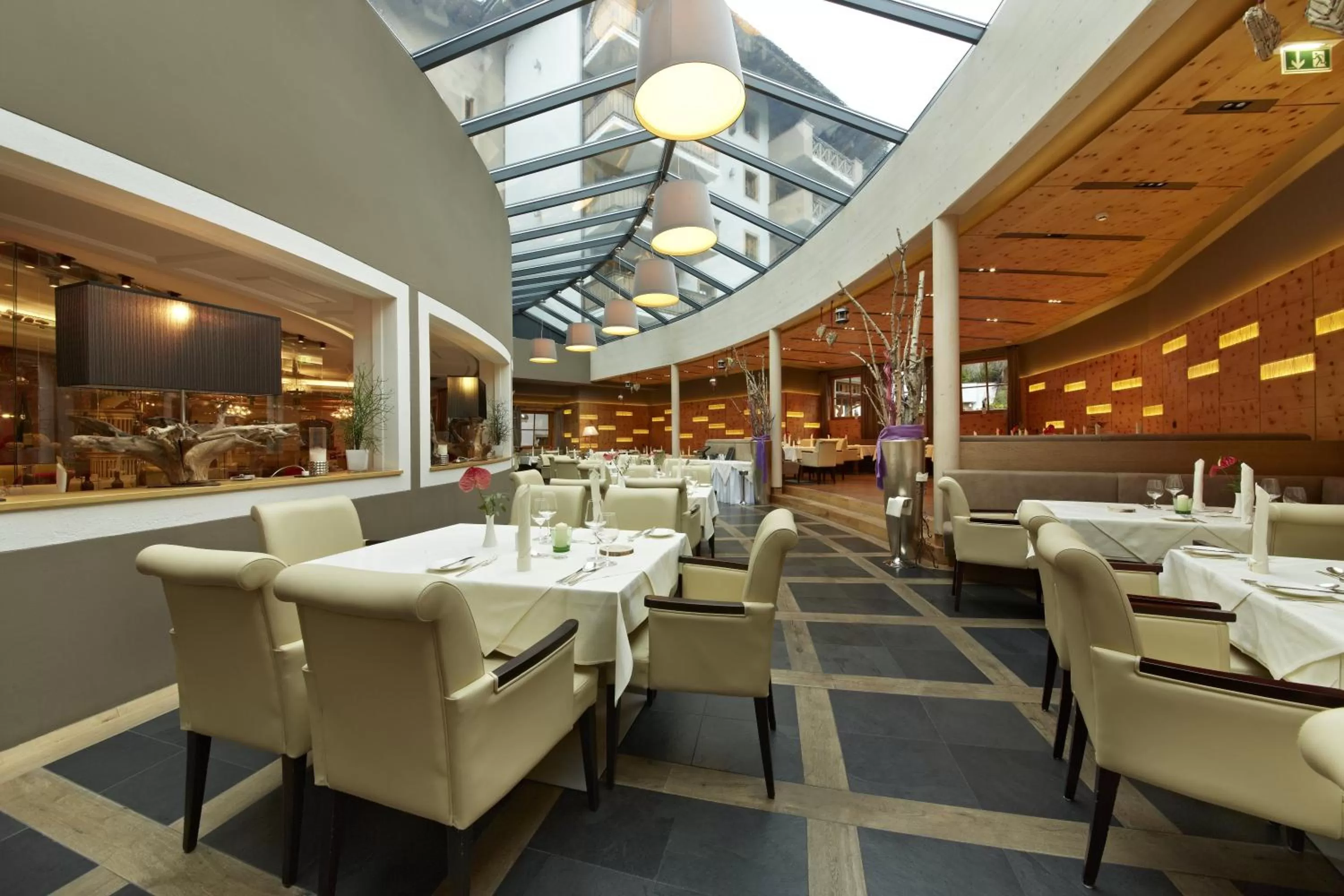 Restaurant/places to eat in Stammhaus im Hotel Alpine Palace