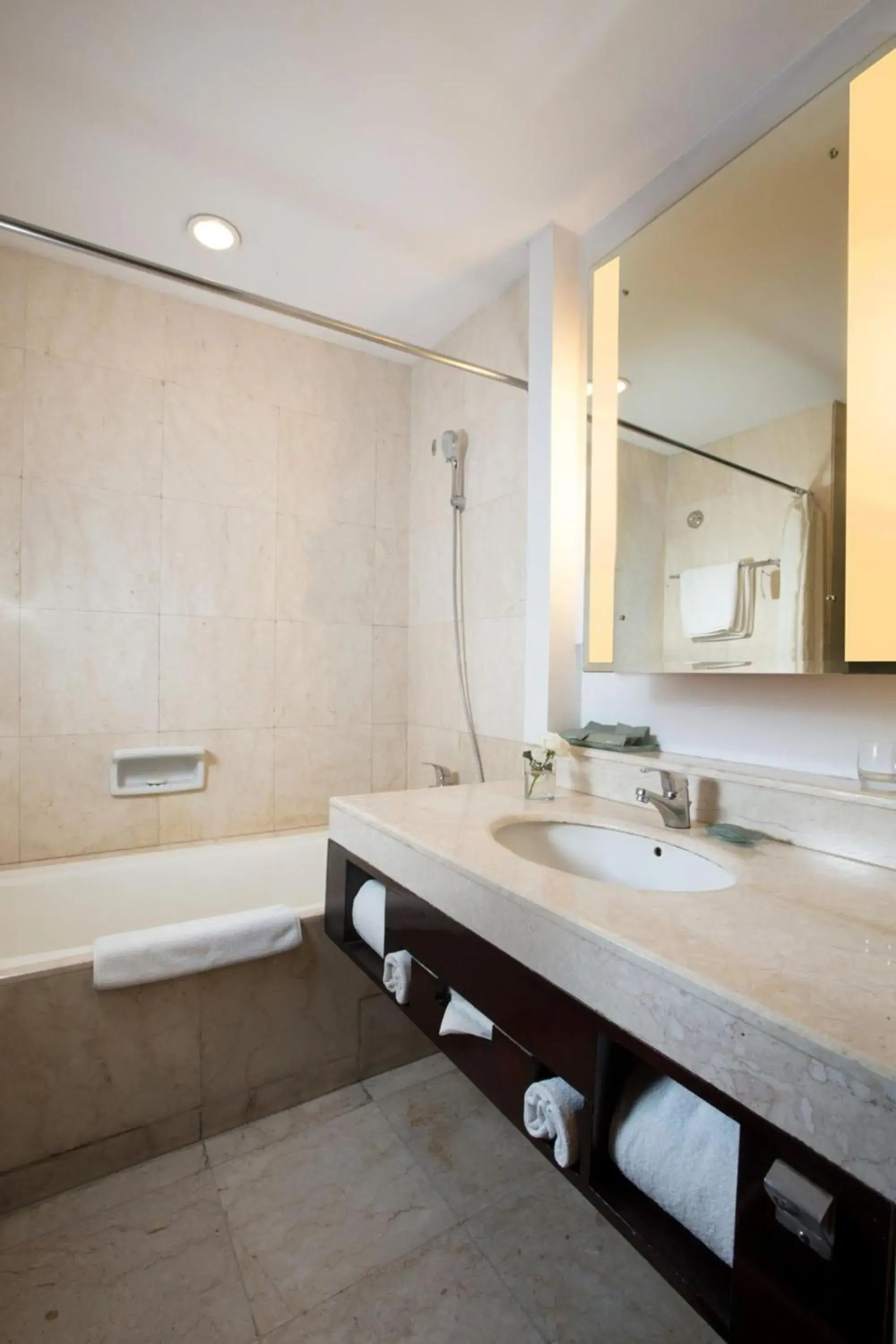 Bathroom in Hotel Santika Premiere Malang