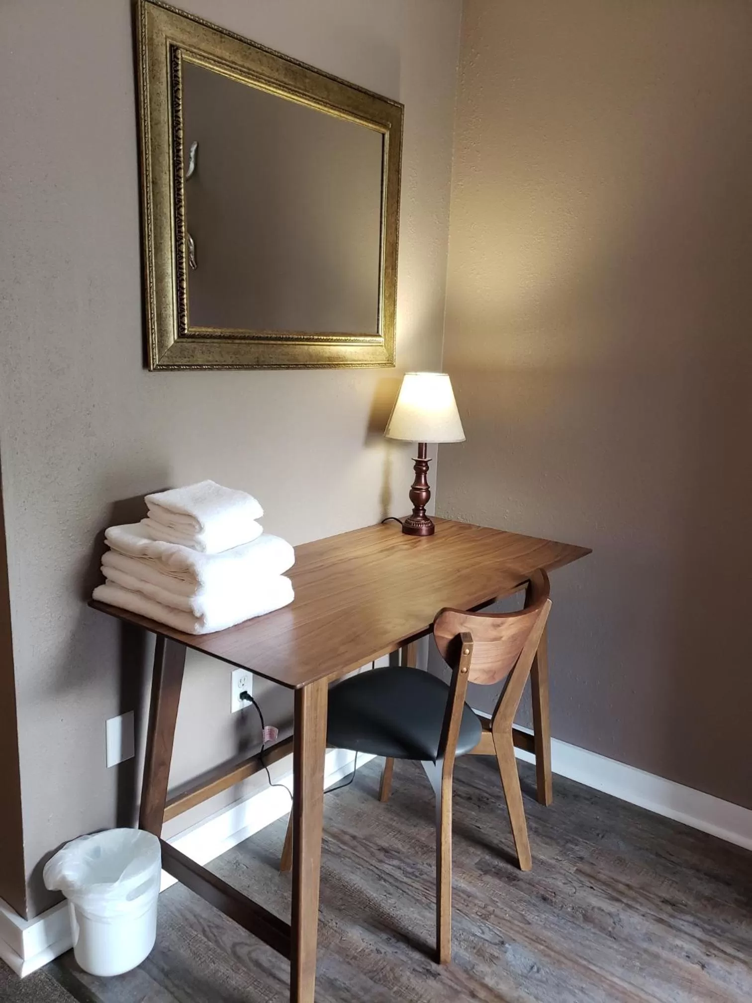 Dining Area in Blue Ridge Motel