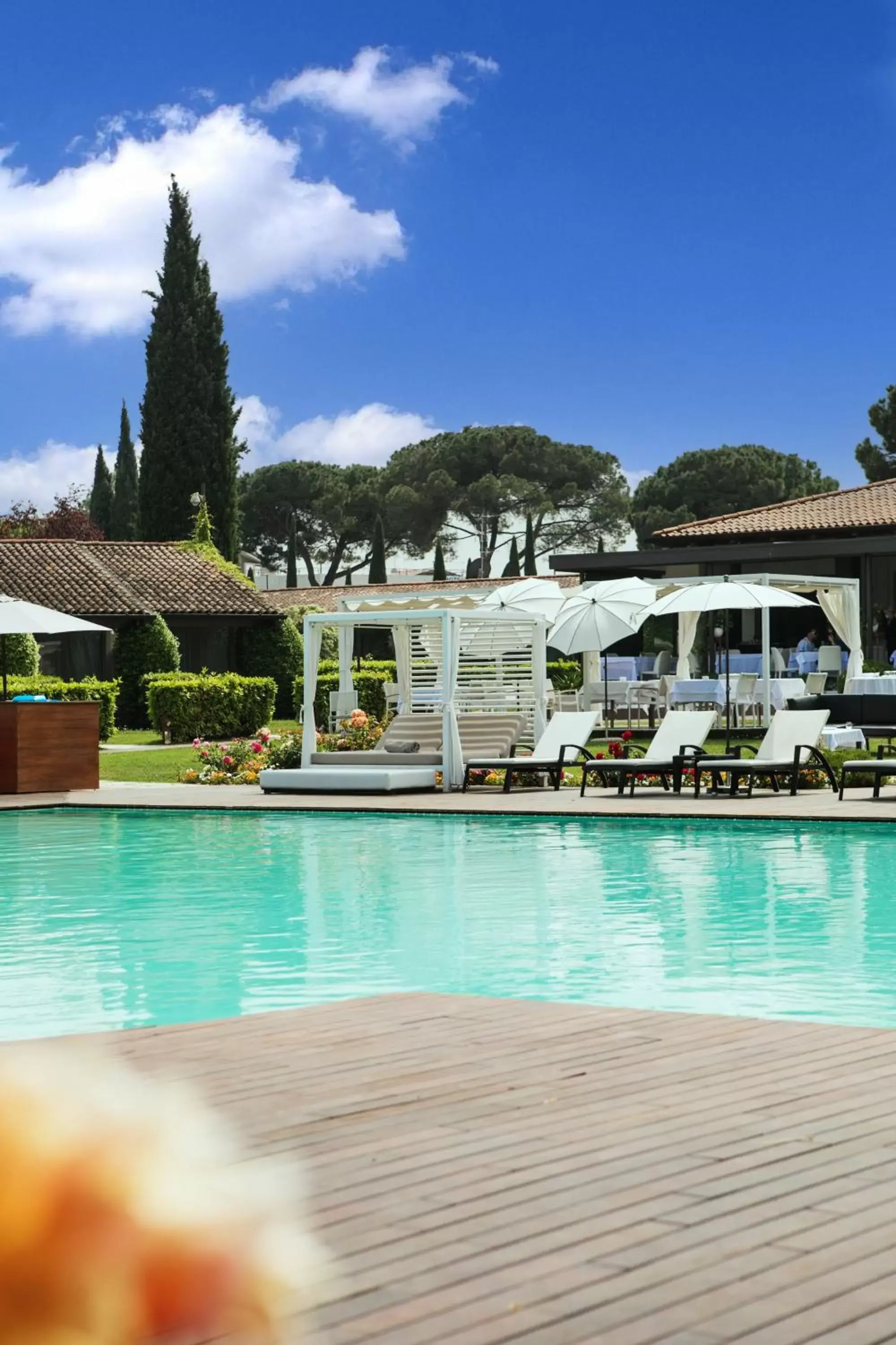 Swimming Pool in Splendido Bay Luxury Spa Resort