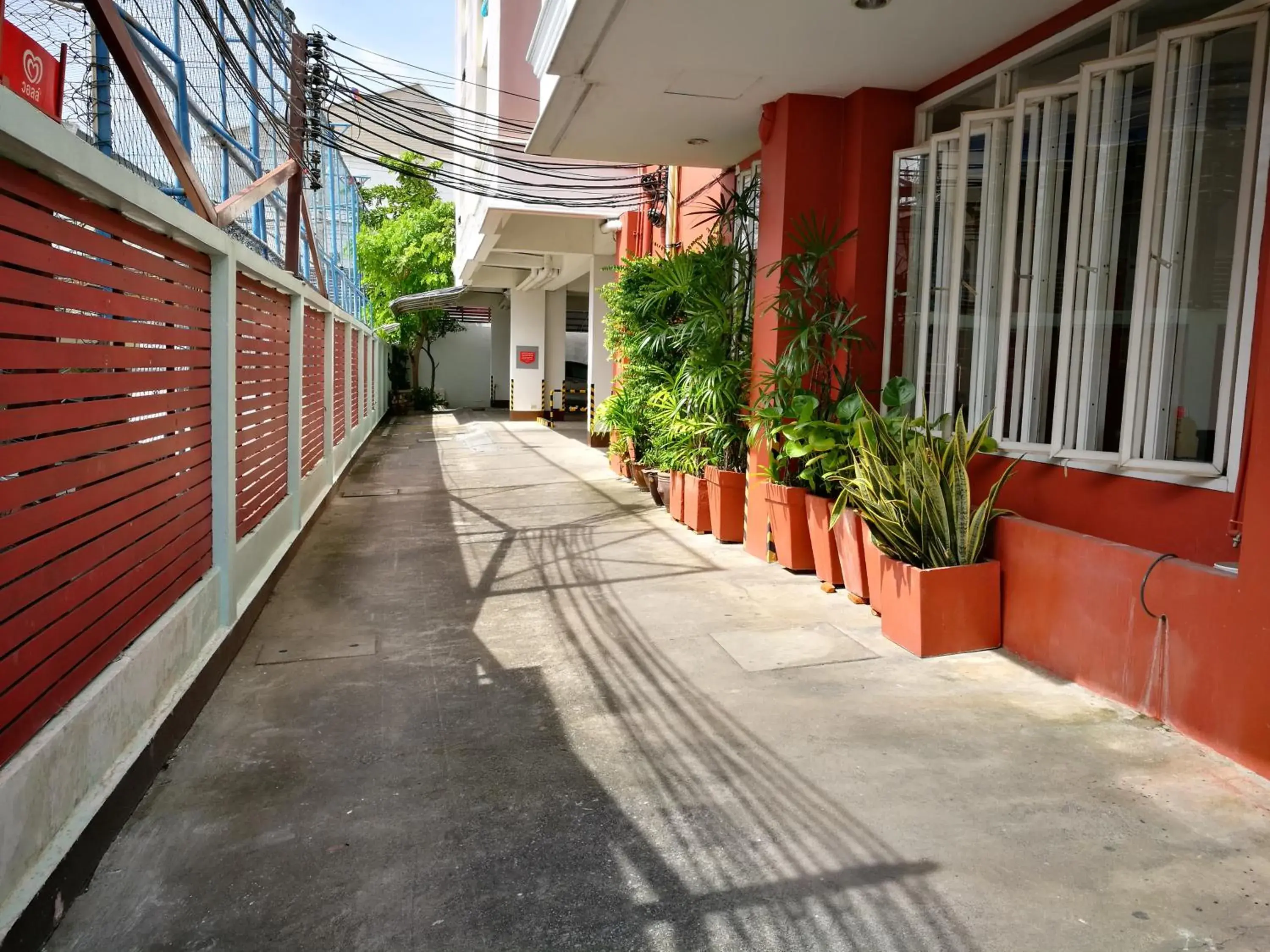 Facade/entrance, Balcony/Terrace in J.Residence