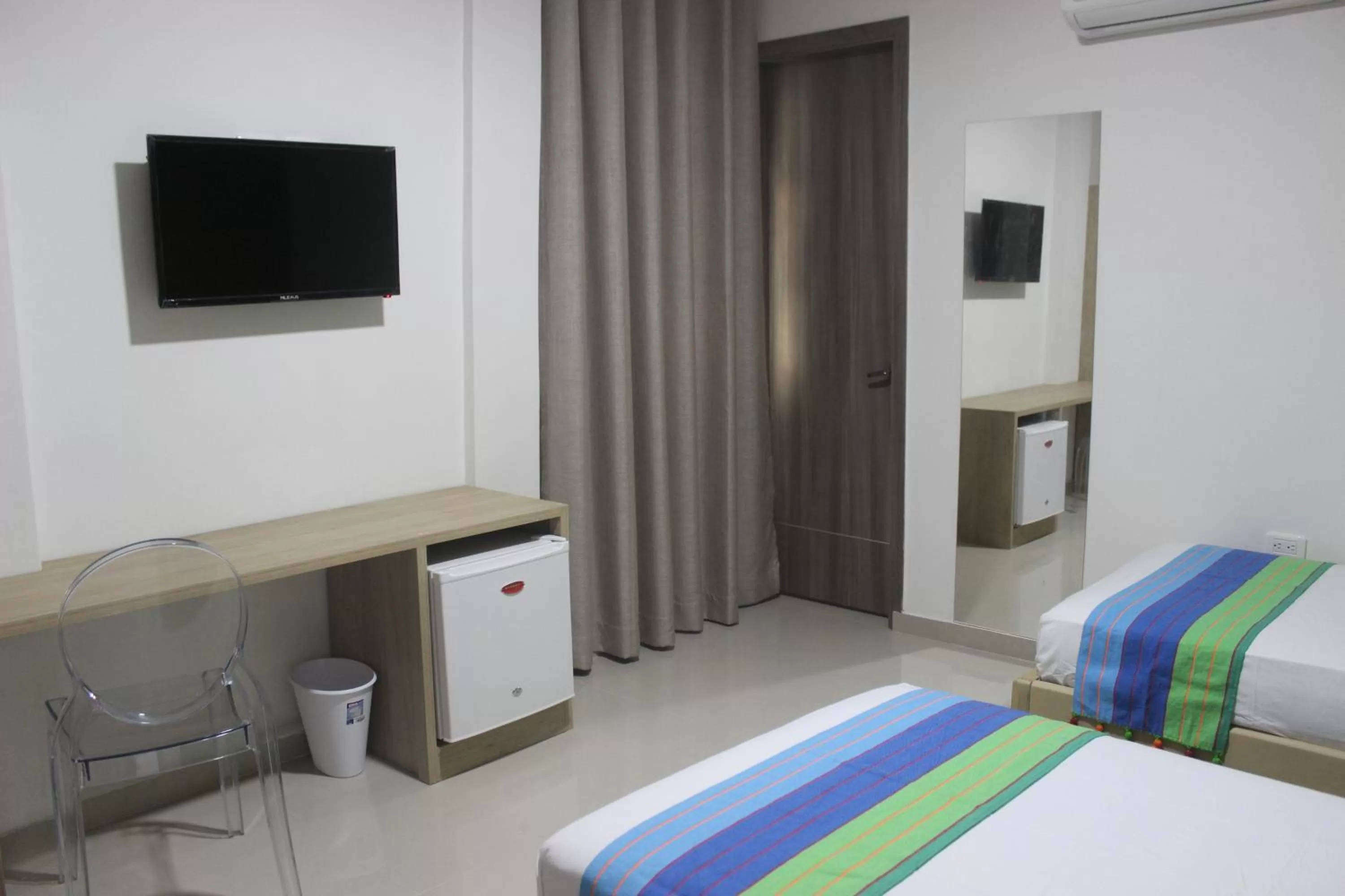 TV and multimedia in Hotel Emerawaa