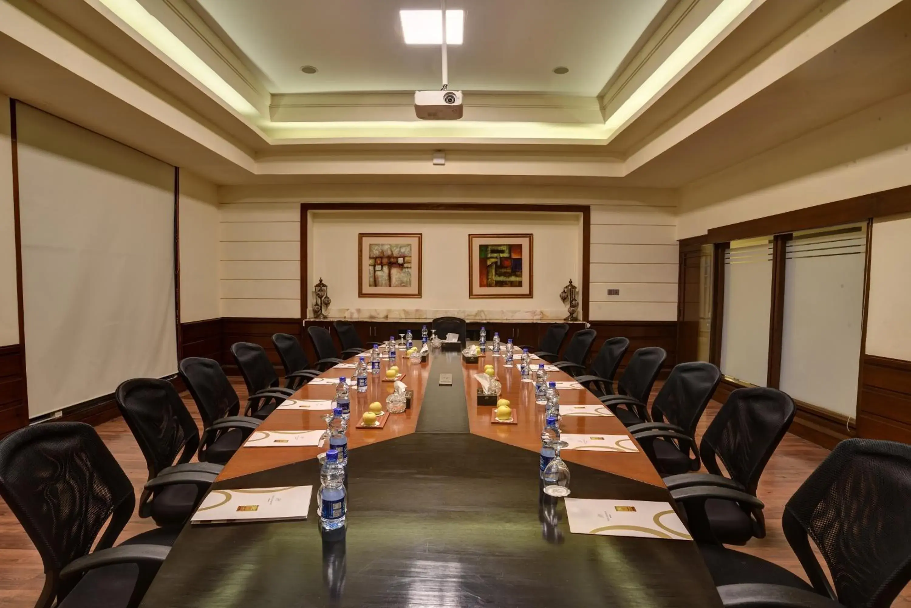 Business facilities in Pearl Continental Hotel, Bhurban