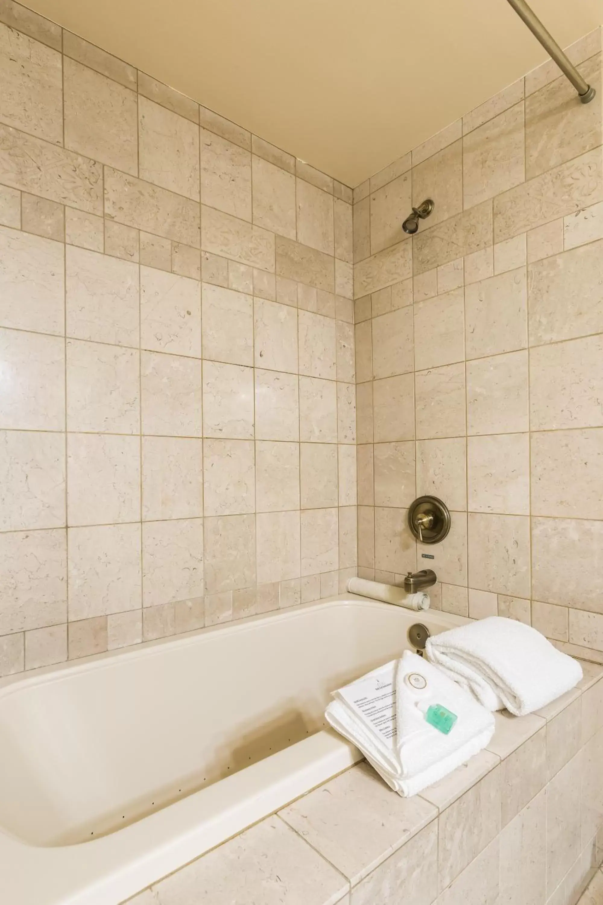 Shower, Bathroom in Hotel Bellwether