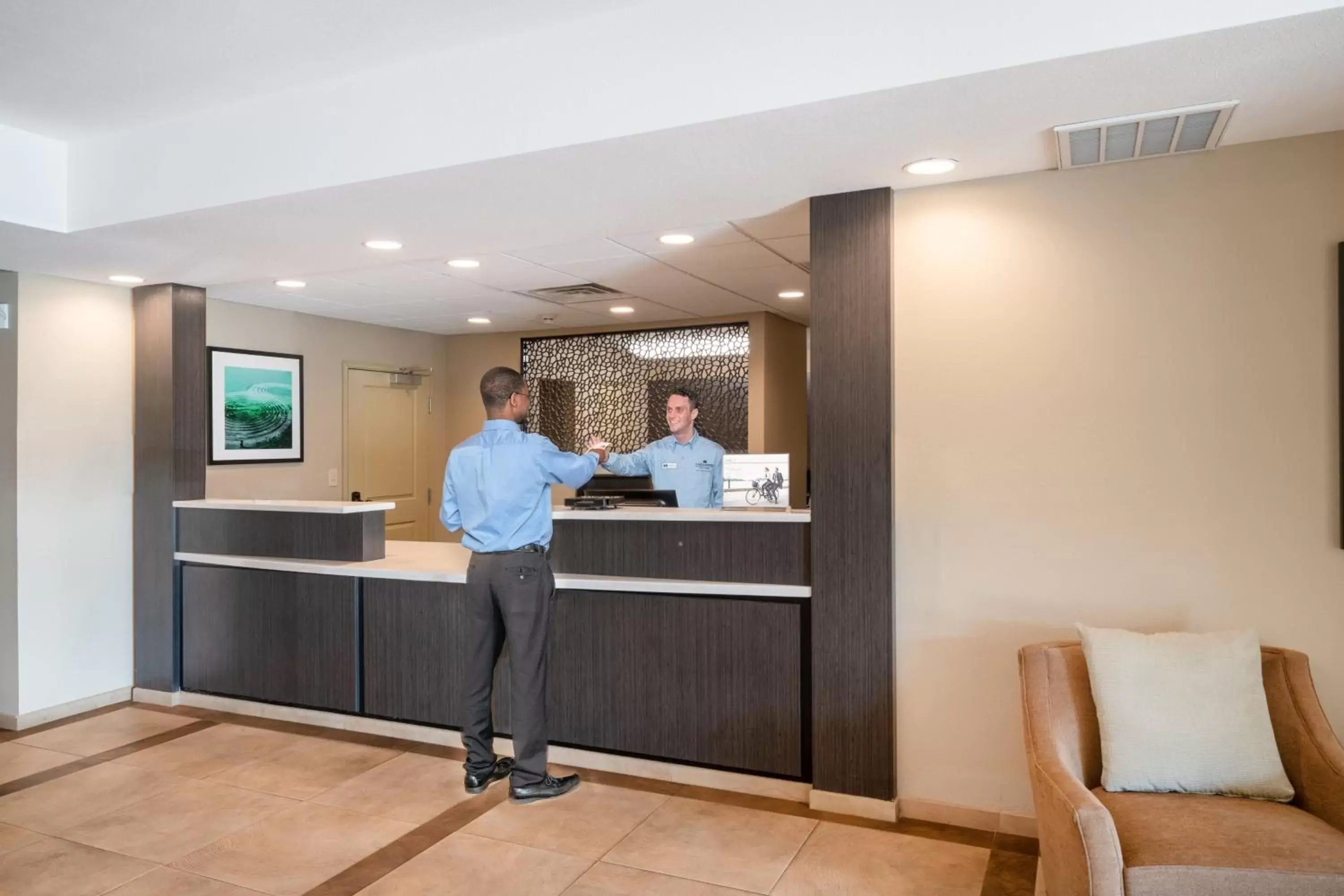 Property building in Candlewood Suites Auburn, an IHG Hotel