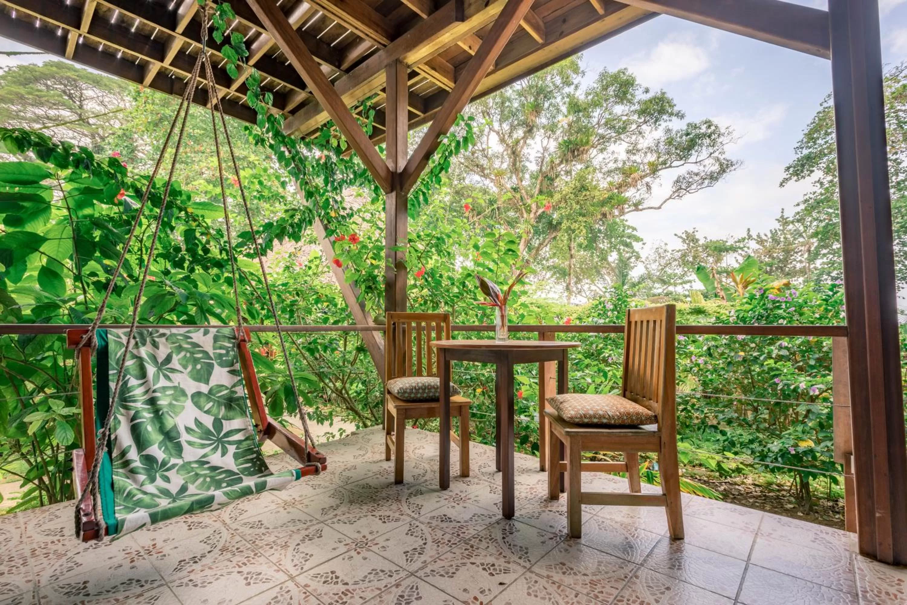 Patio in The Hummingbird