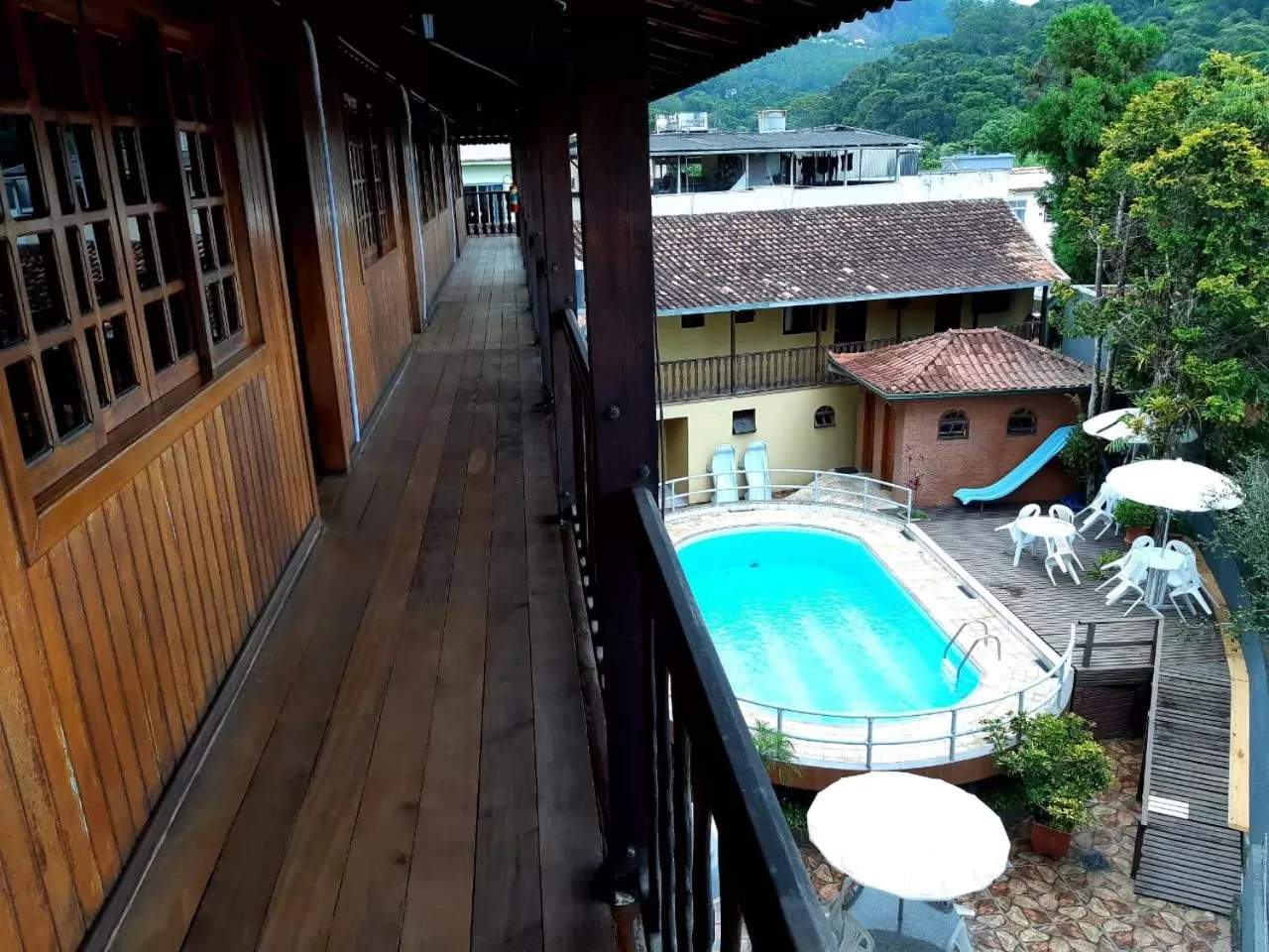 Swimming pool in Hotel Montanus