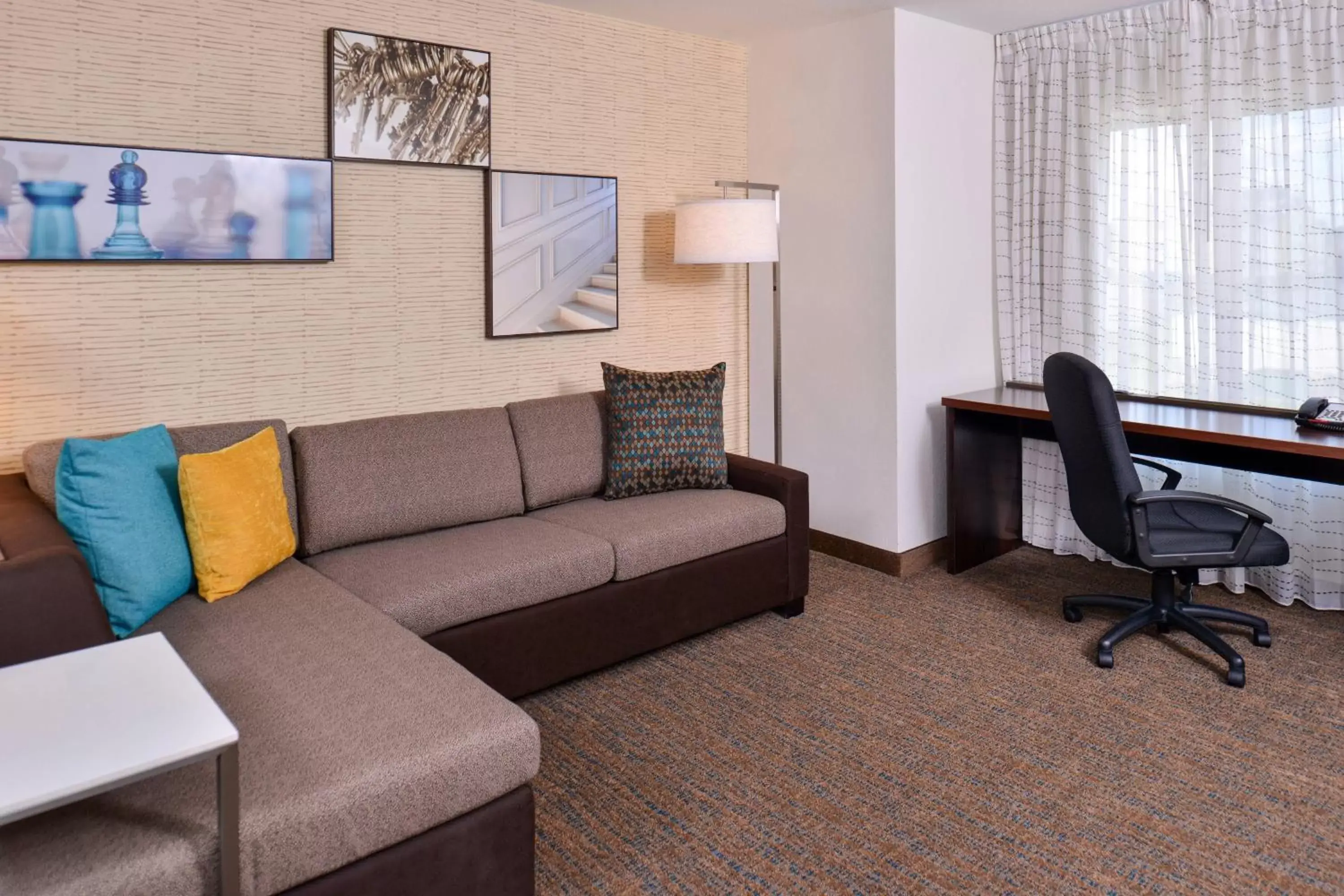 Living room, Seating Area in Residence Inn by Marriott Cedar Rapids South