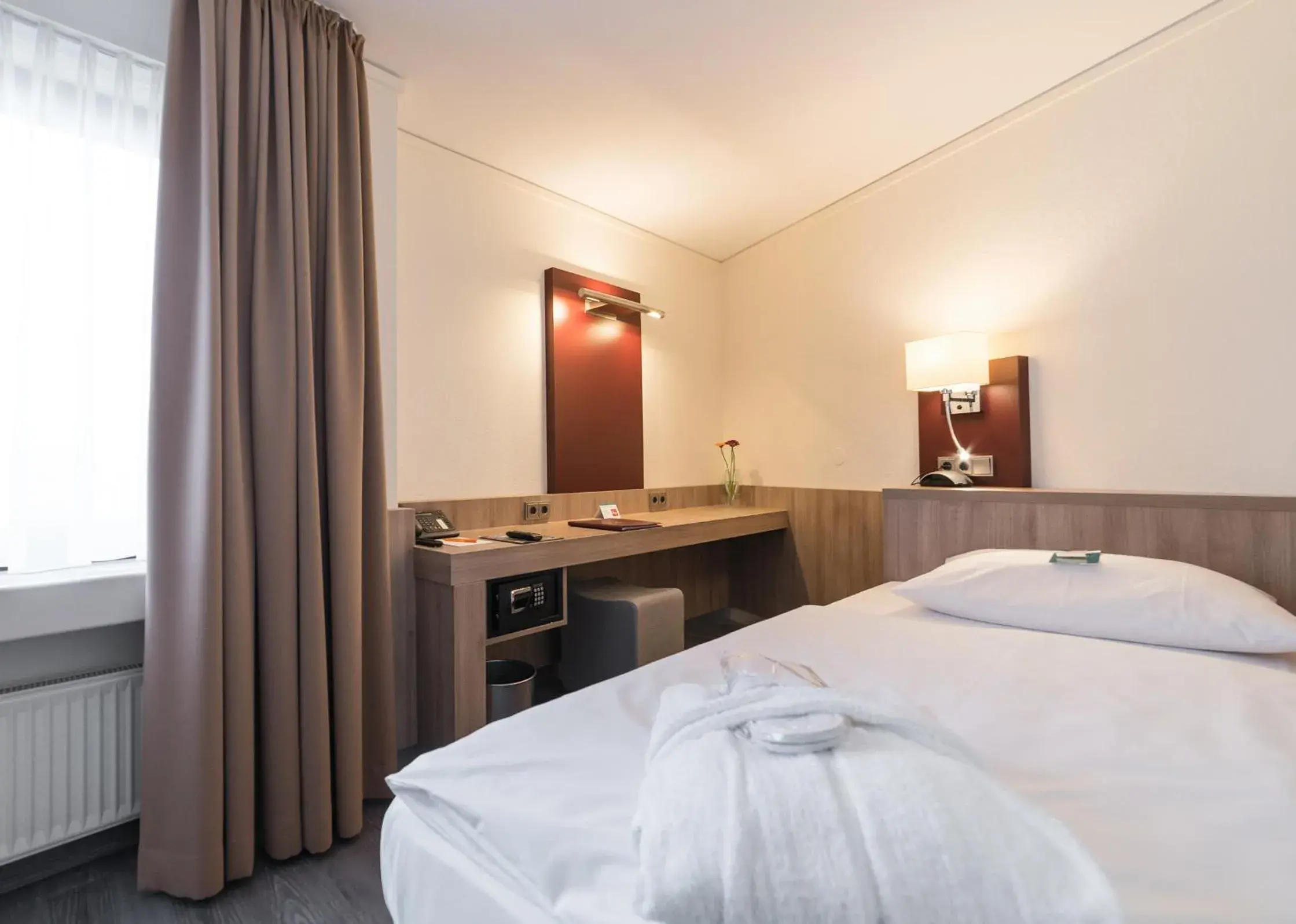Bed in Hotel Gustav-Stresemann-Institut