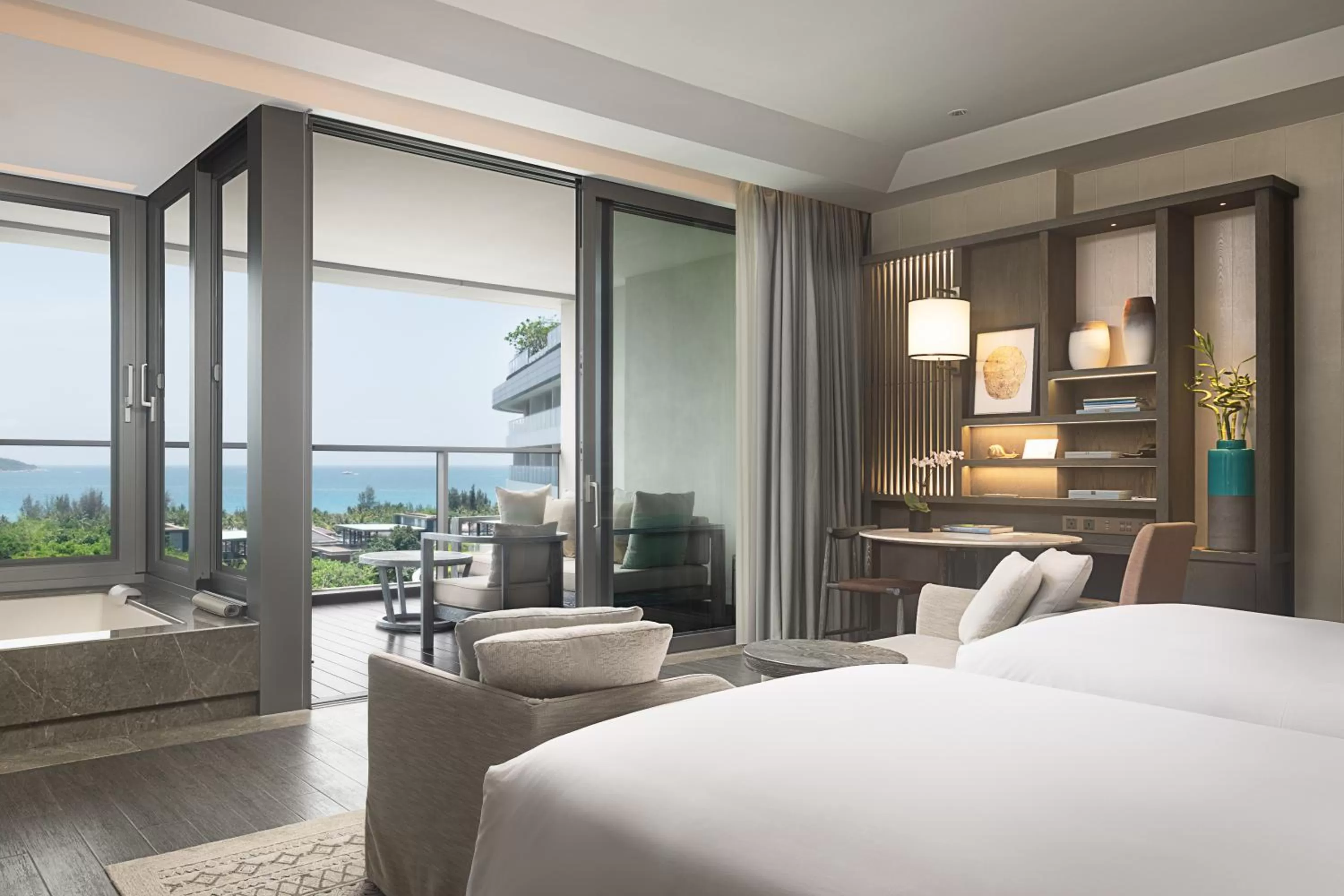Bedroom, Bed in Rosewood Sanya
