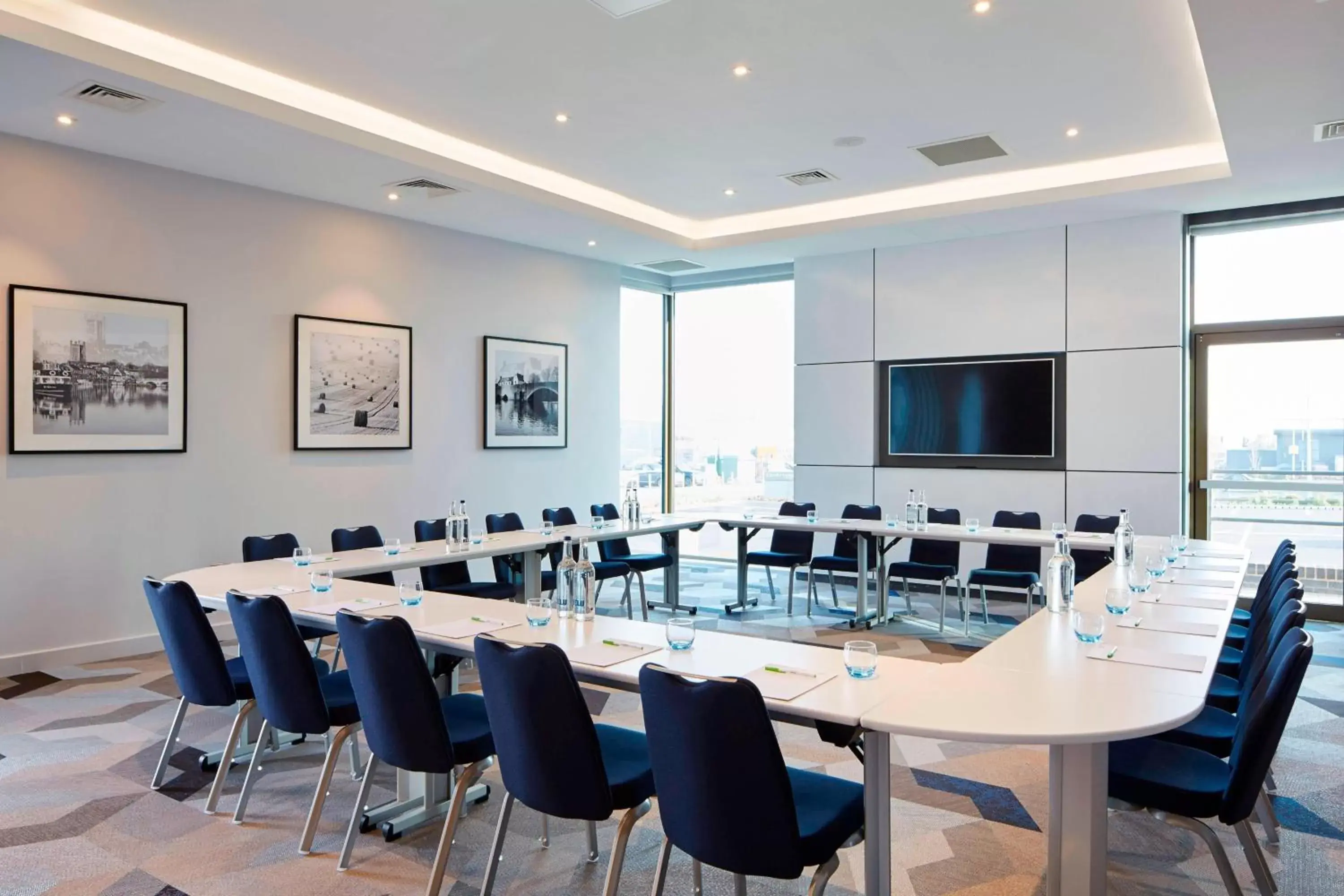 Meeting/conference room in Courtyard by Marriott Oxford South