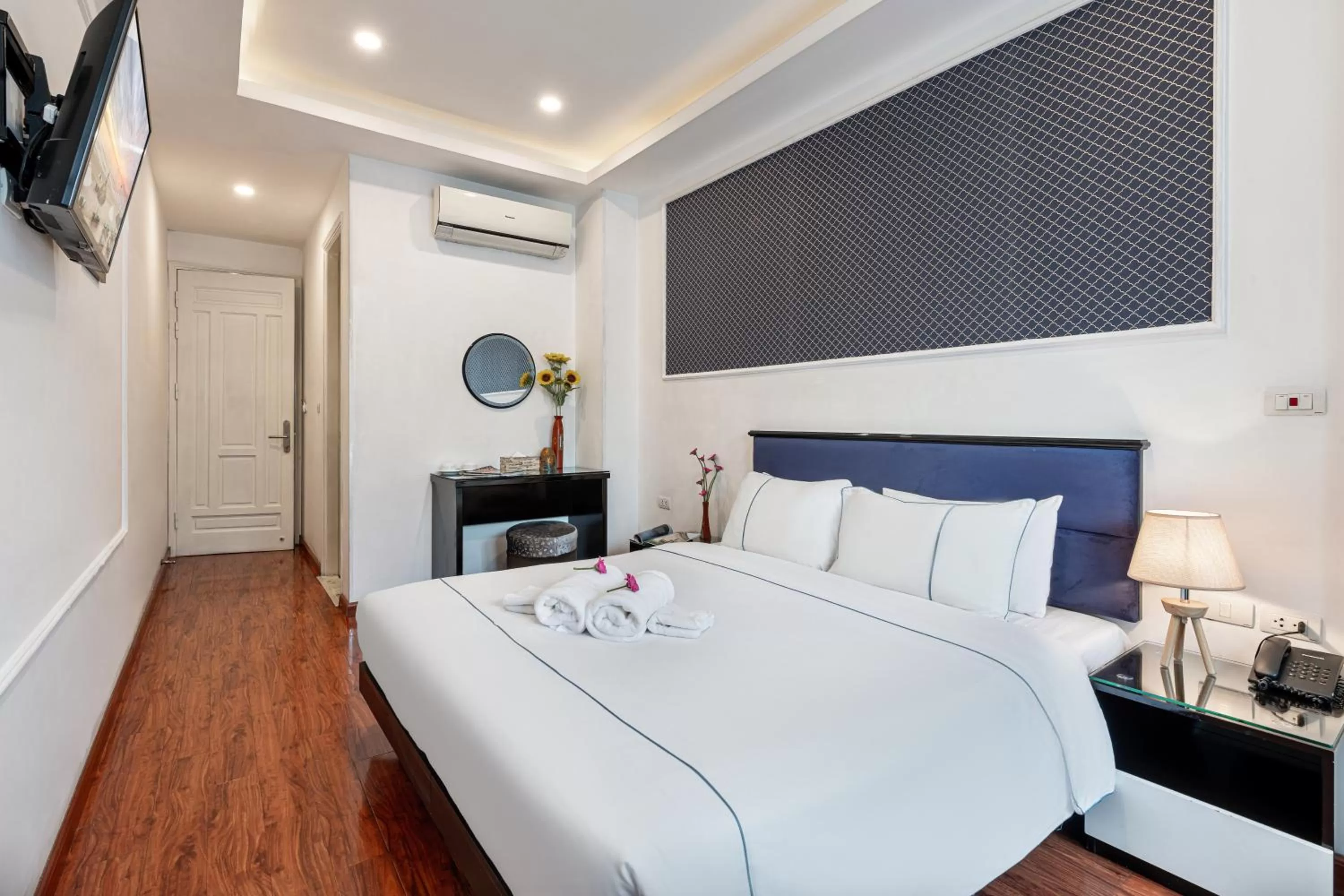 Bed in Golden Sun Hotel