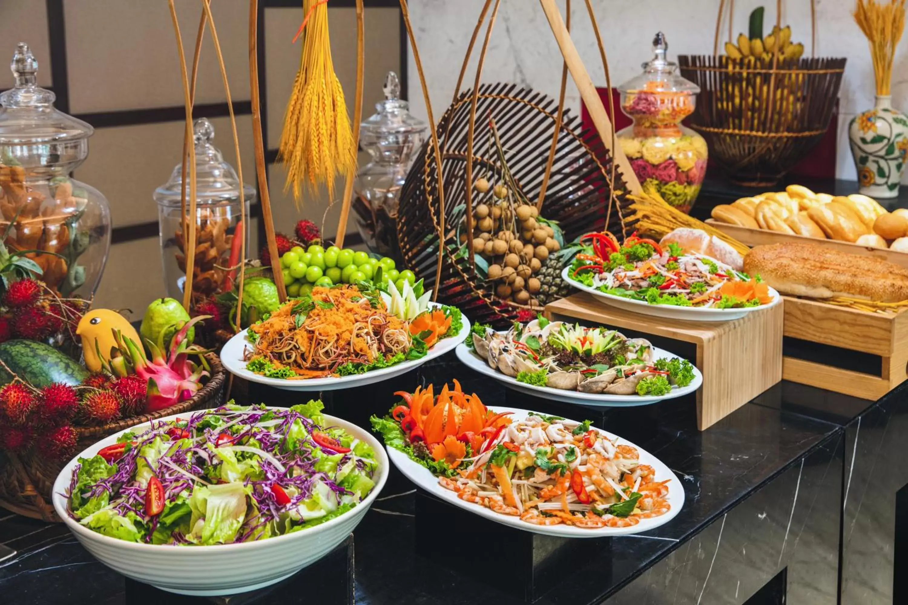 Restaurant/places to eat in Paradise Suites Hotel Restaurant/places to eat in Paradise Suites Hotel