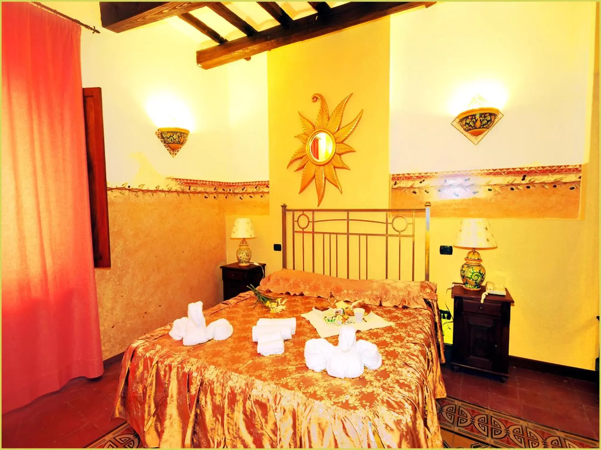 Photo of the whole room, Bed in Grand Hotel La Batia