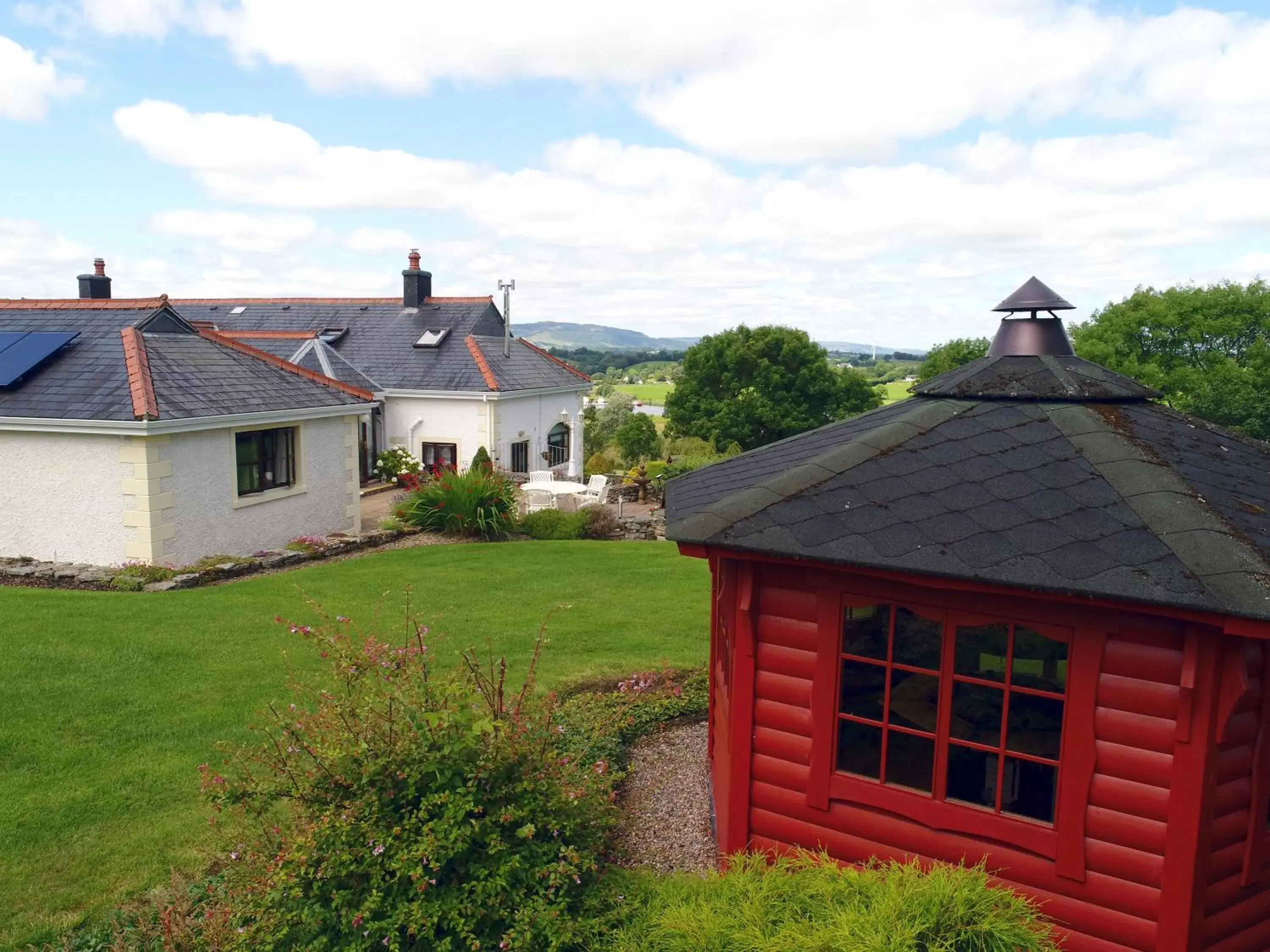 Garden view, Property Building in Willowbank House