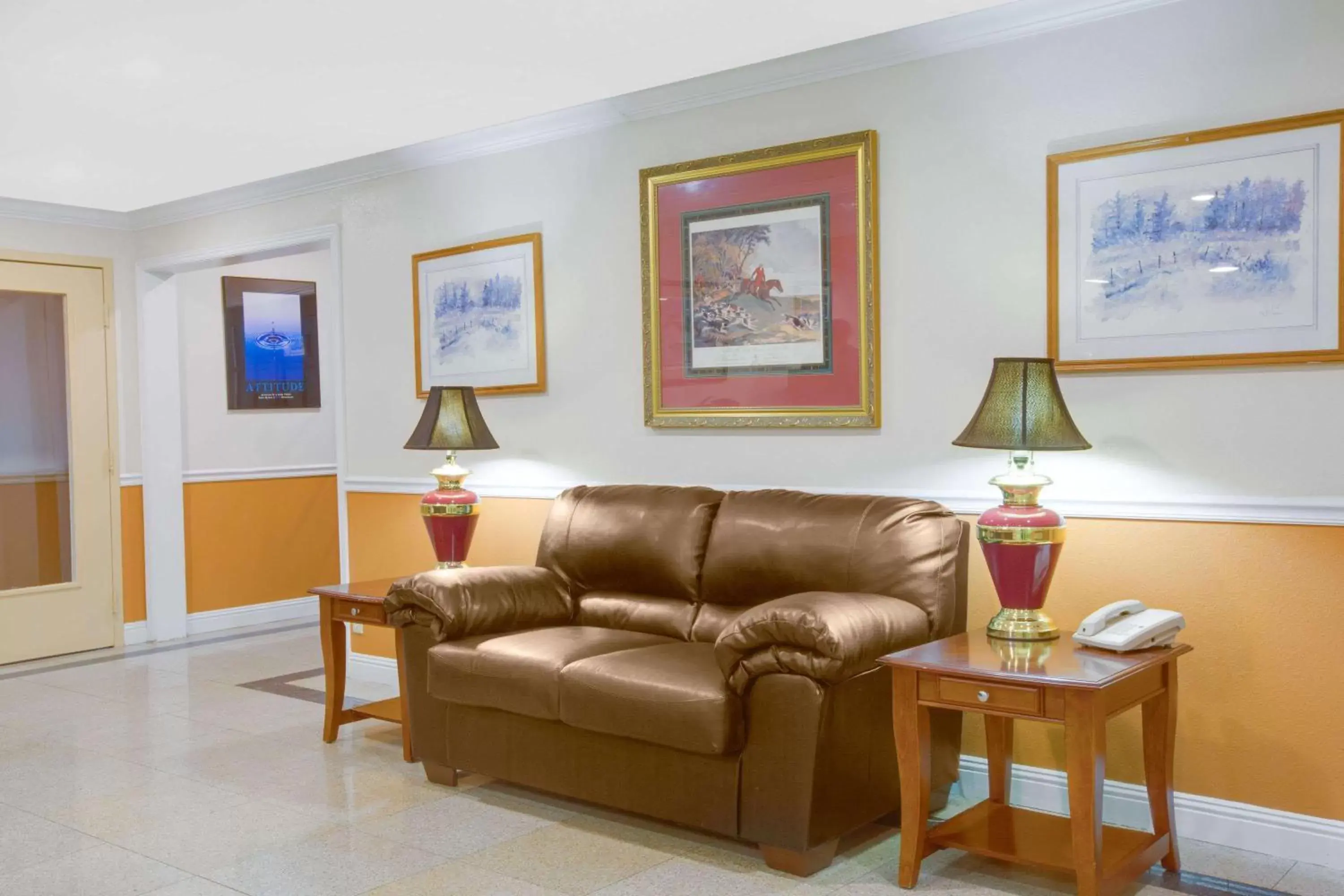 Lobby or reception, Seating Area in Days Inn by Wyndham Mount Hope