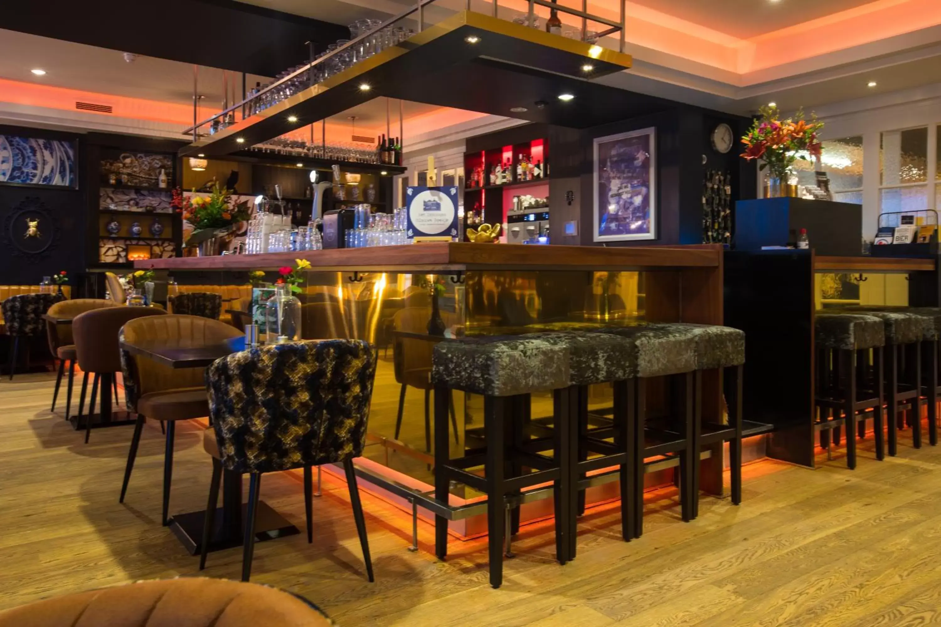 Communal lounge/ TV room, Lounge/Bar in Hotel Café Restaurant De Posthoorn