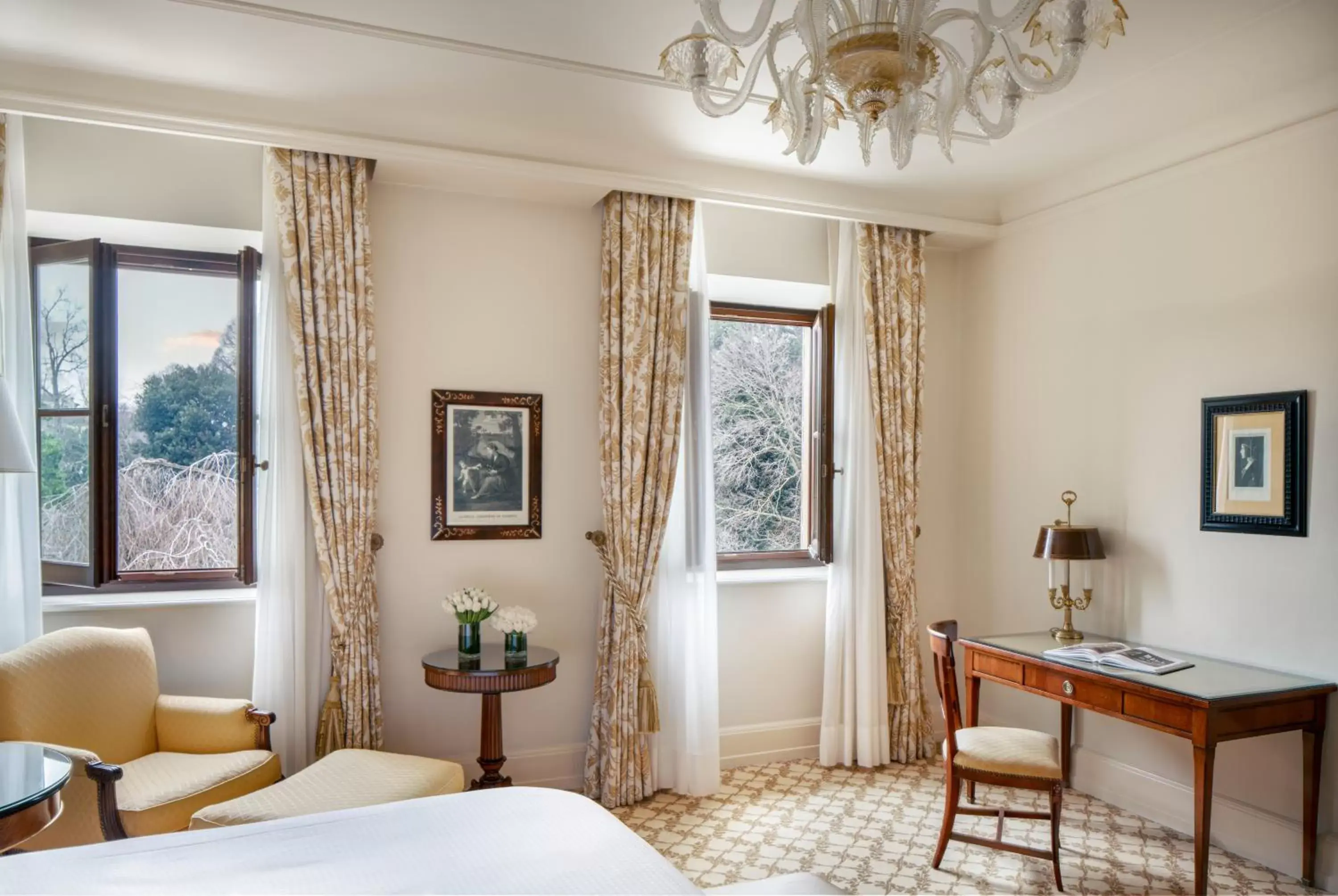 Bedroom in Four Seasons Hotel Firenze