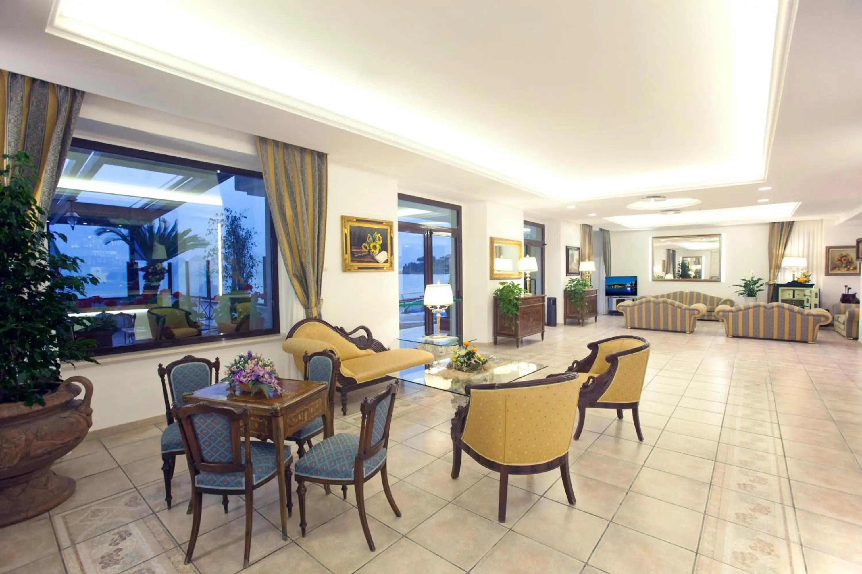 Lobby or reception in Baia D'Argento Lobby or reception in Baia D'Argento