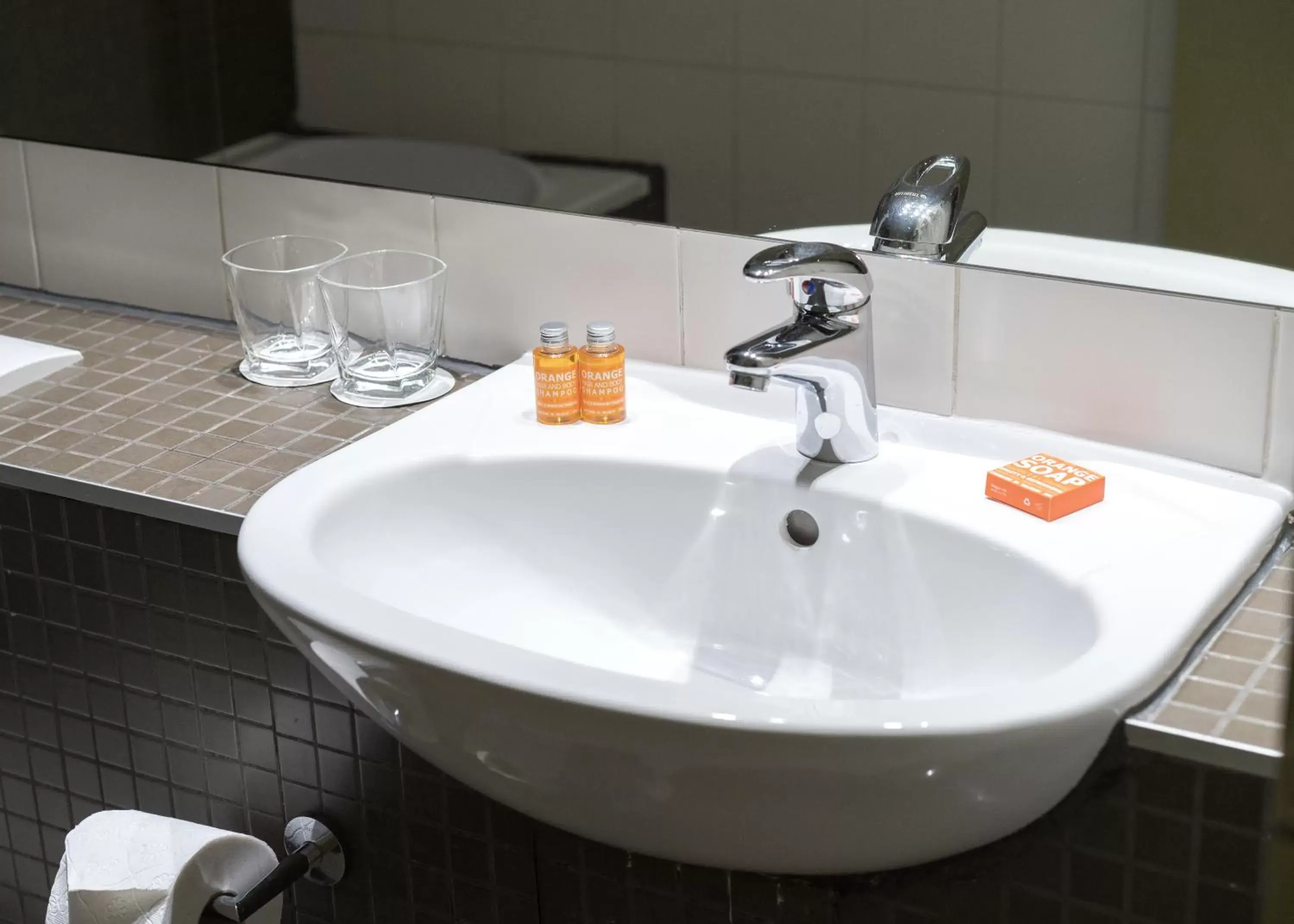 Bathroom in Hotel Chambord