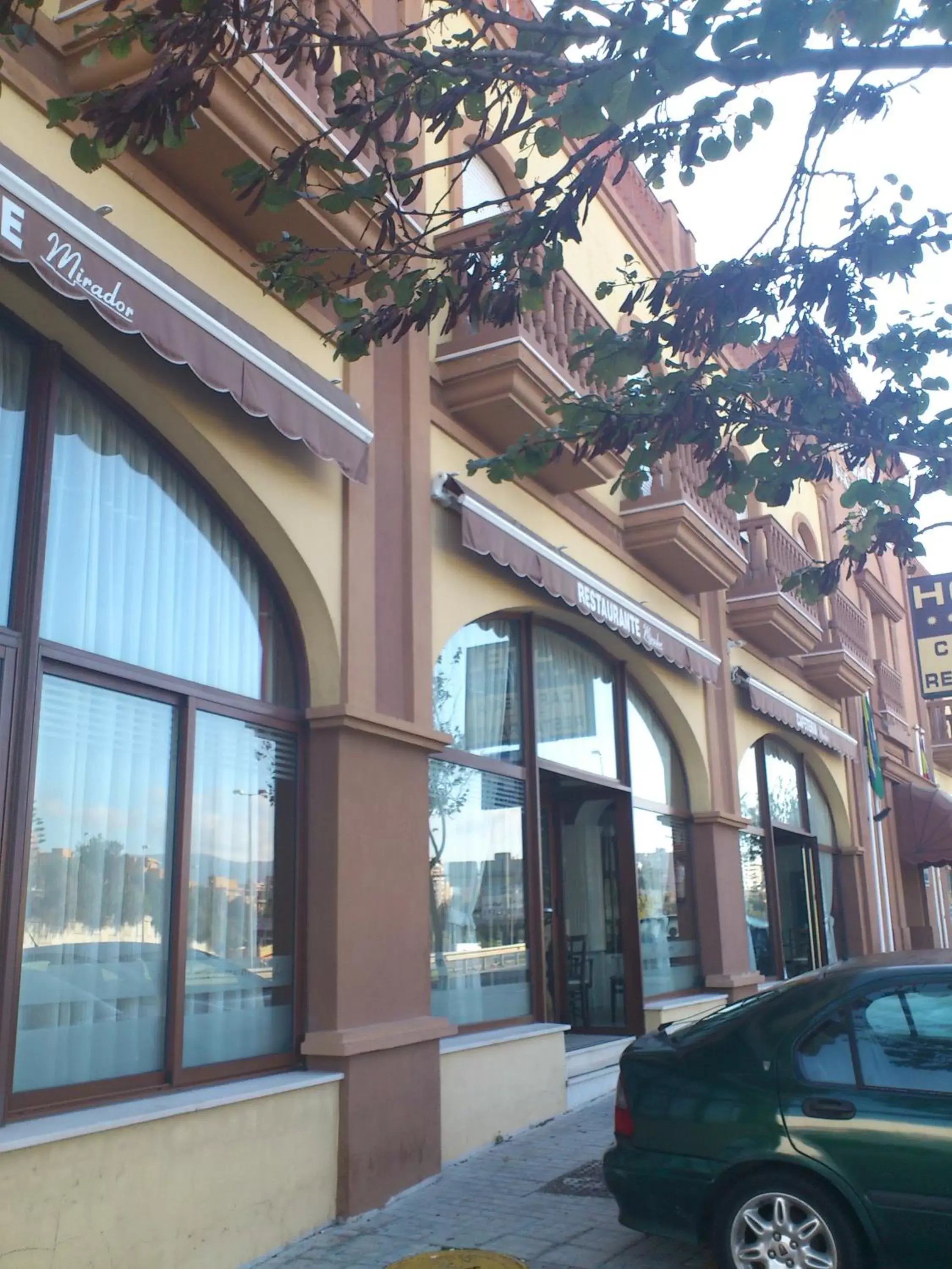 Facade/entrance in Hotel Mirador