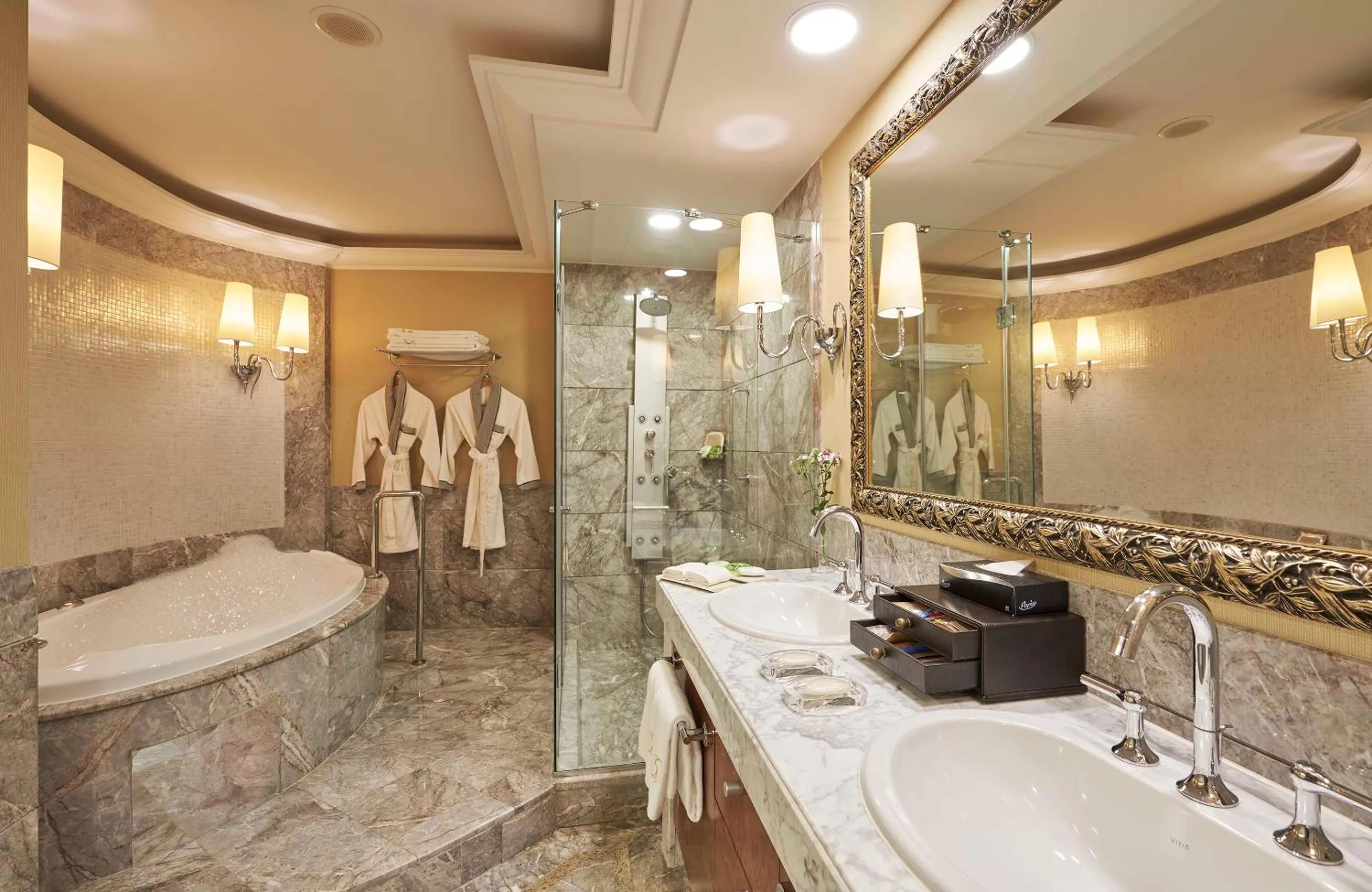 Bathroom in Calista Luxury Resort