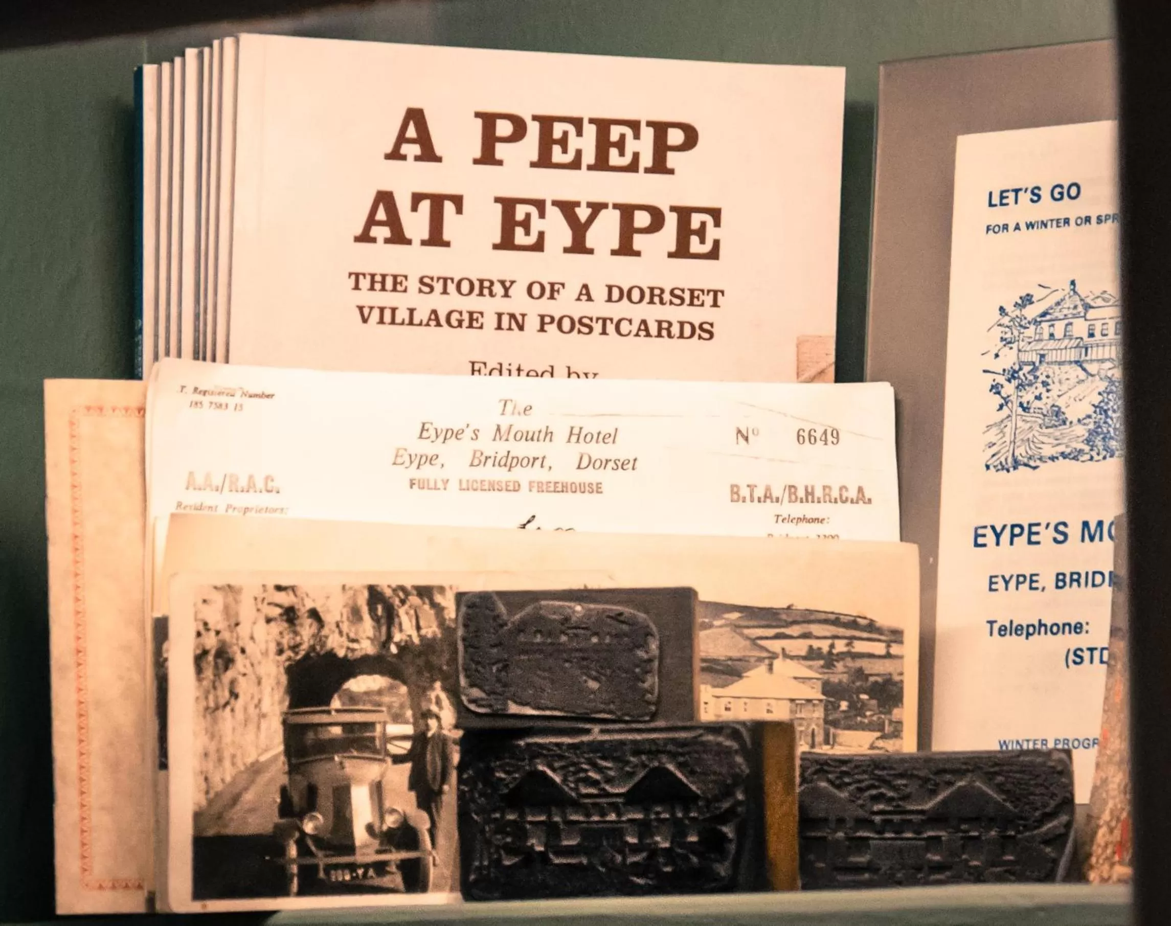 Decorative detail in Eype's Mouth Country Hotel