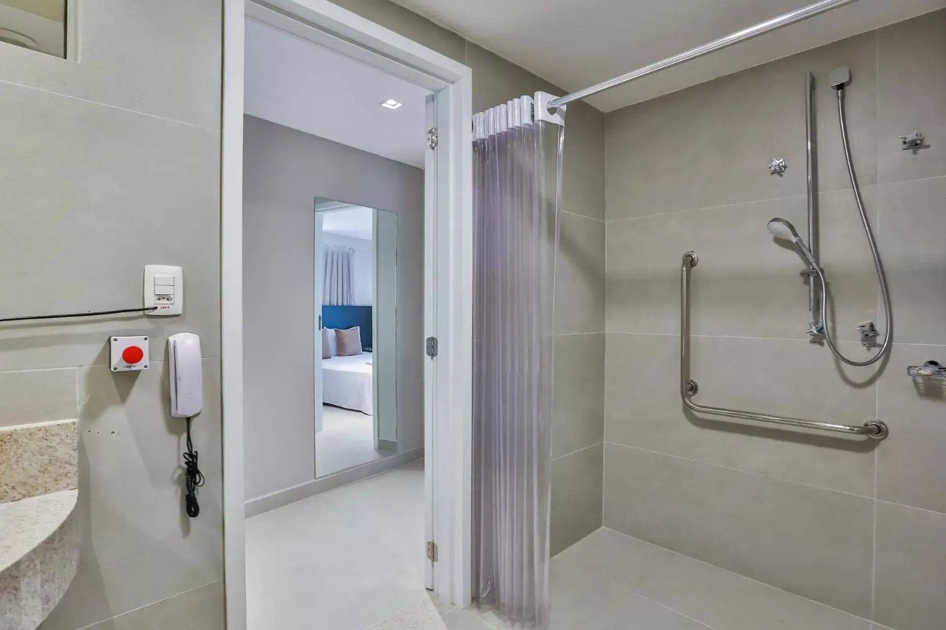 Shower, Bathroom in Quality Suítes João Pessoa