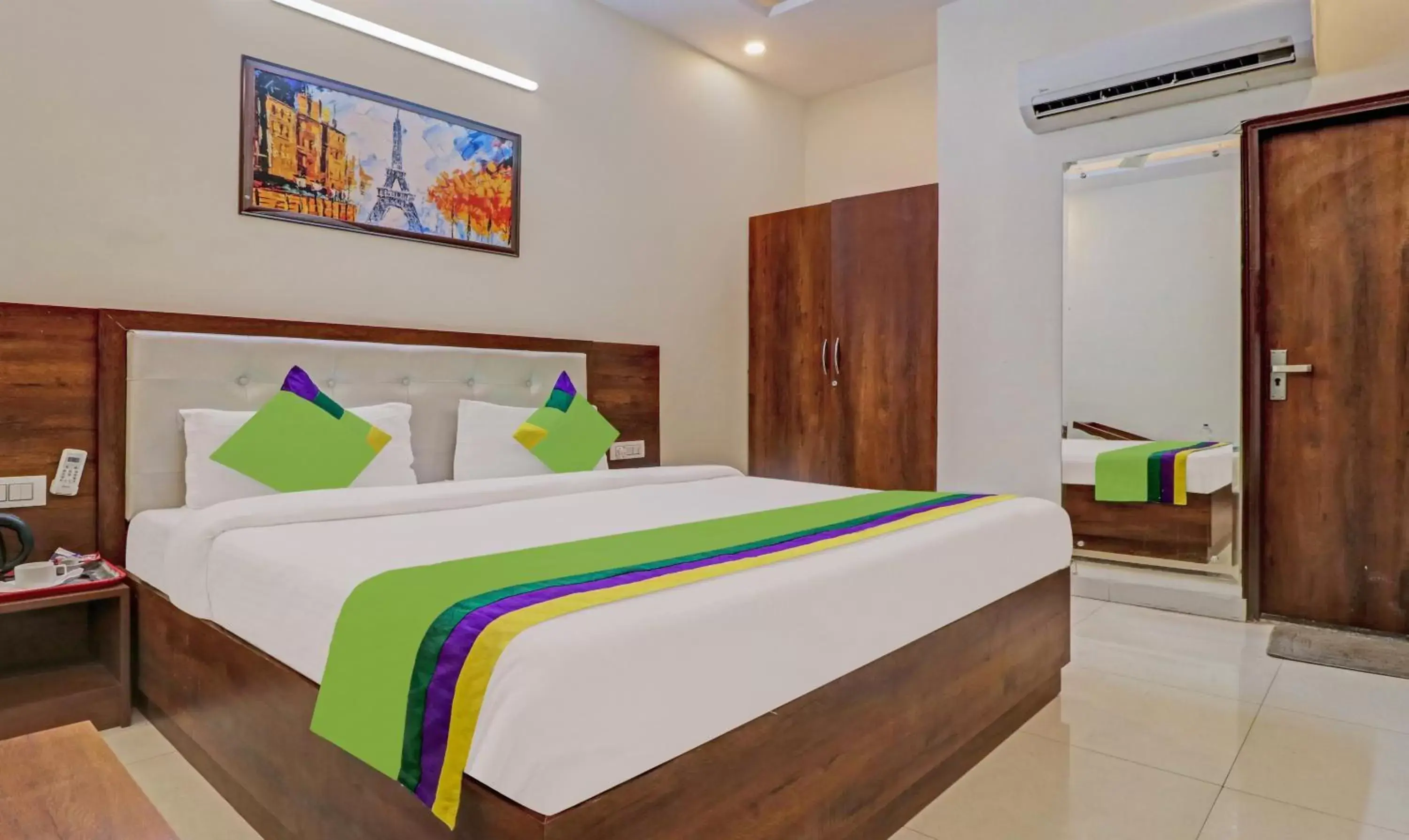 Bedroom, Bed in Treebo Trend Magnum Chandigarh Bedroom, Bed in Treebo Trend Magnum Chandigarh