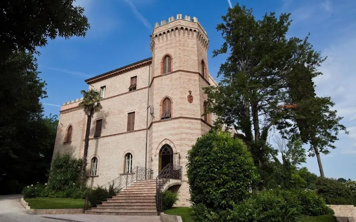 Facade/entrance in Castello Montegiove