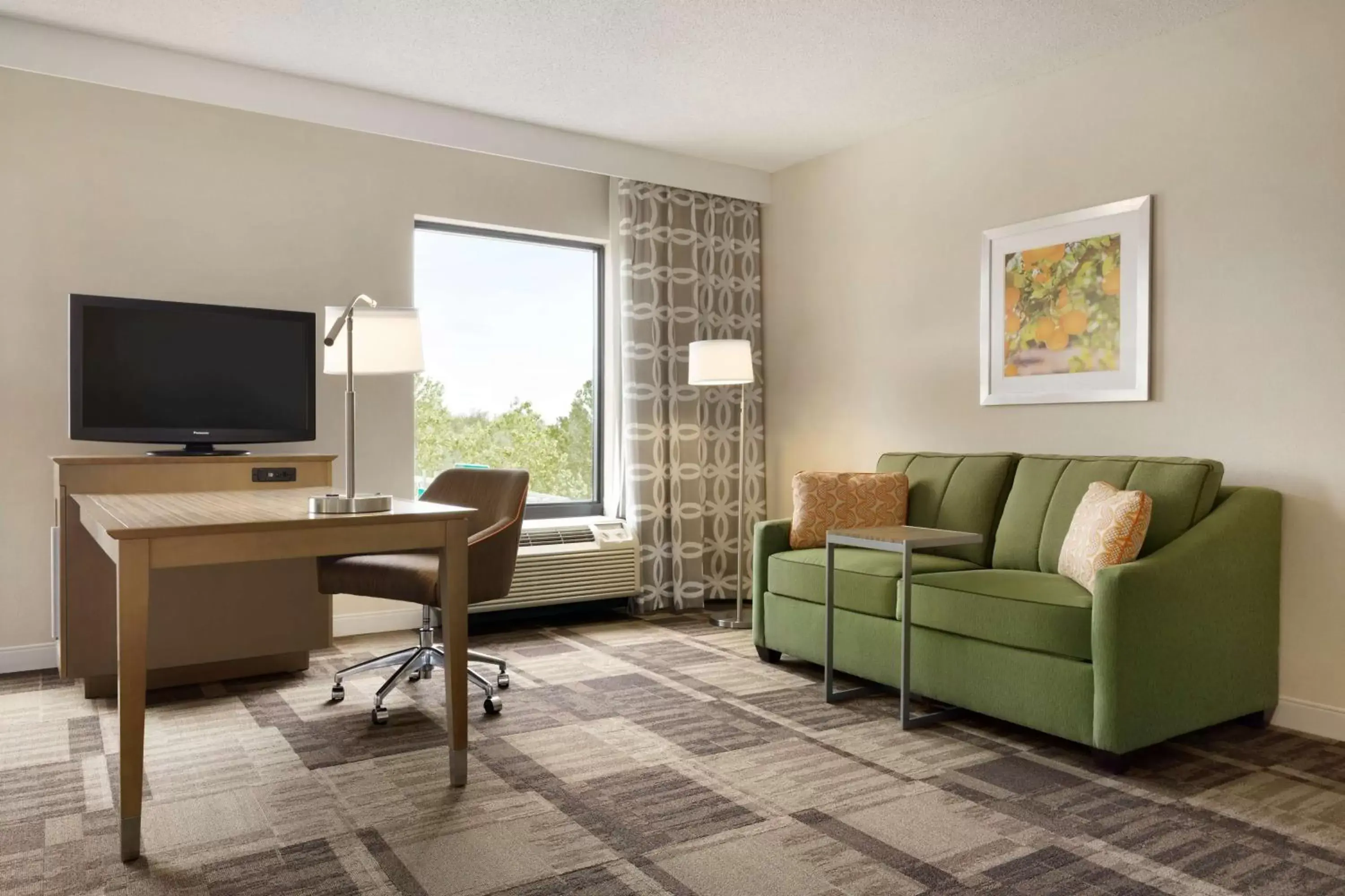 Living room, Seating Area in Hampton Inn & Suites Largo