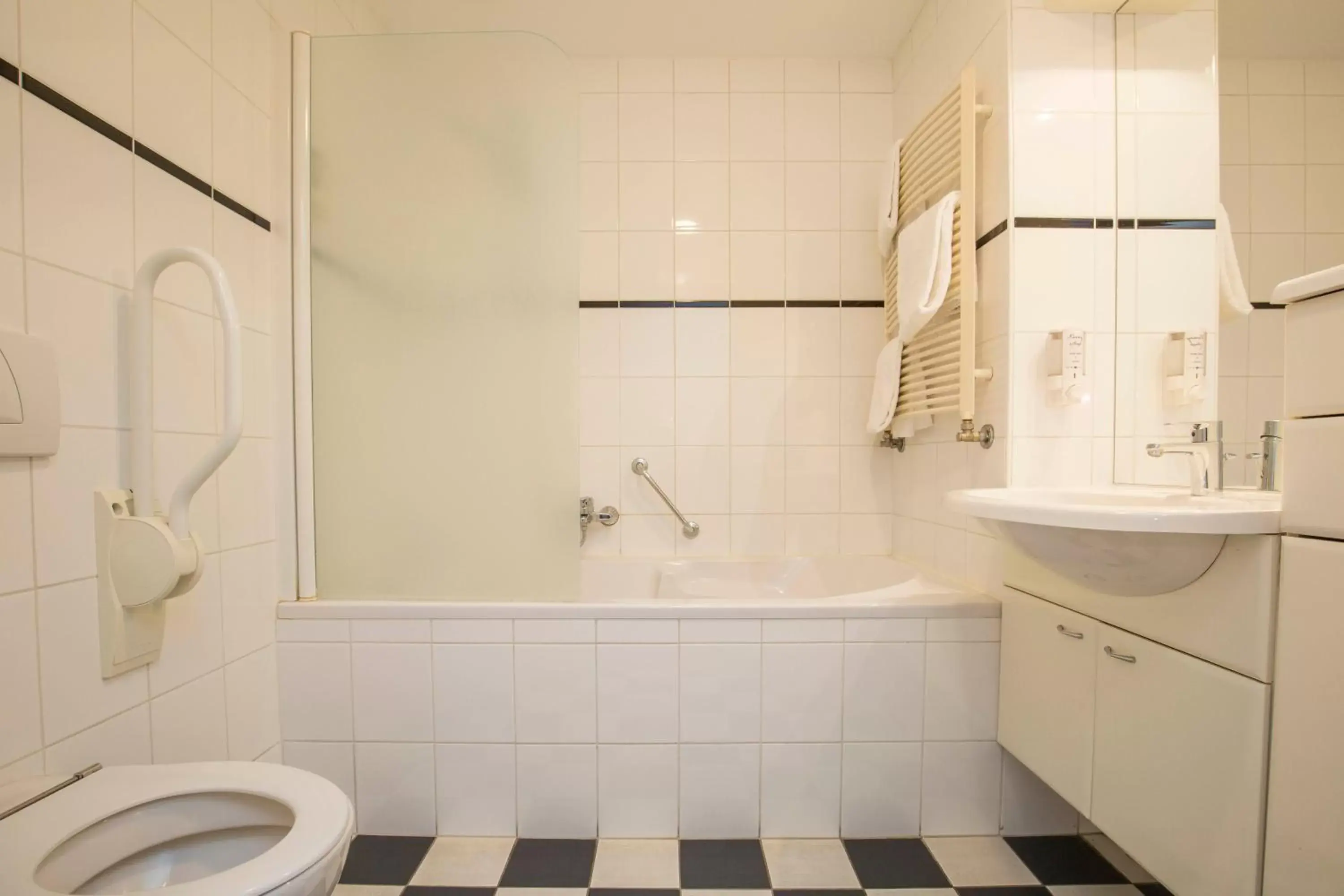 Bathroom in Fletcher Hotel - Resort Spaarnwoude