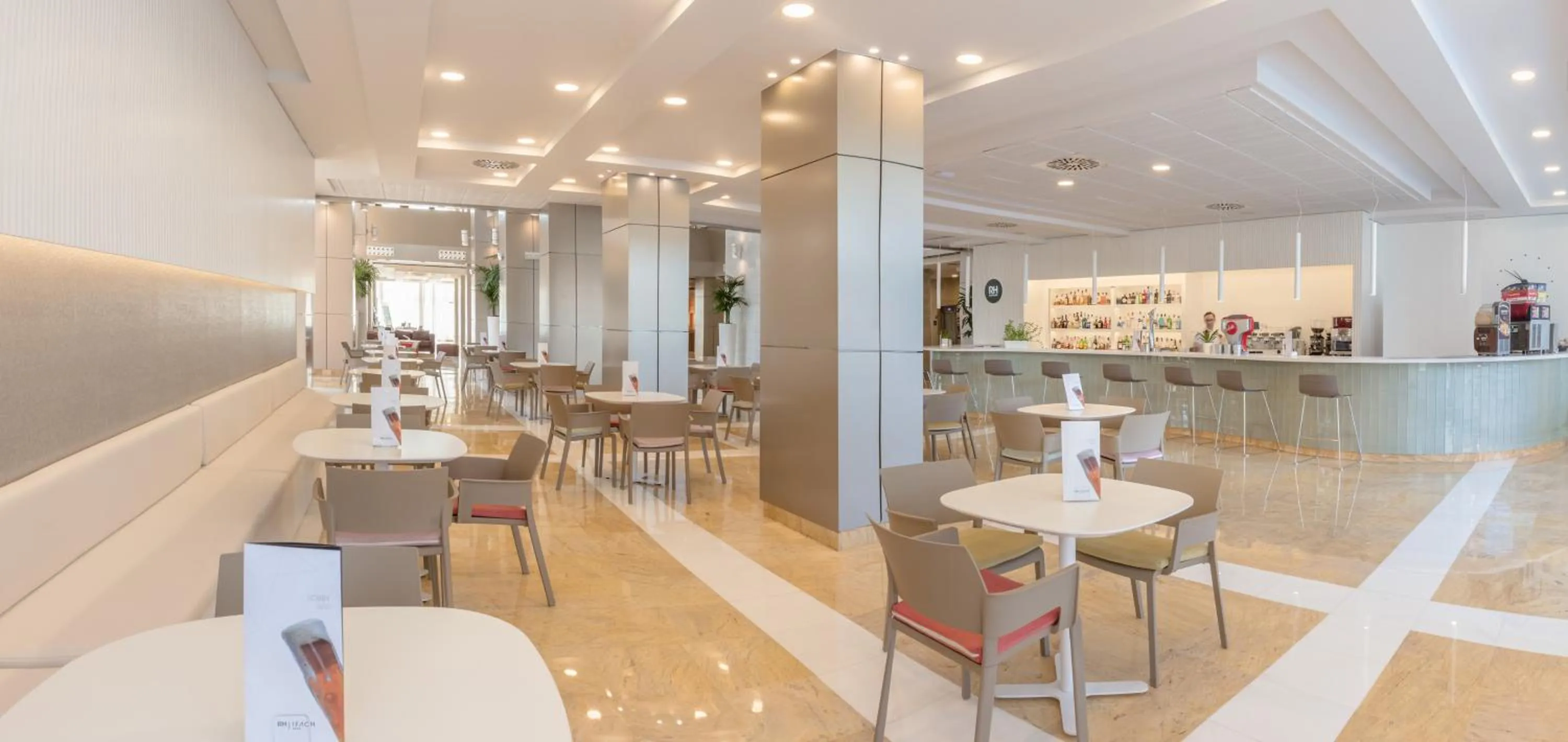 Lounge or bar in Hotel RH Ifach