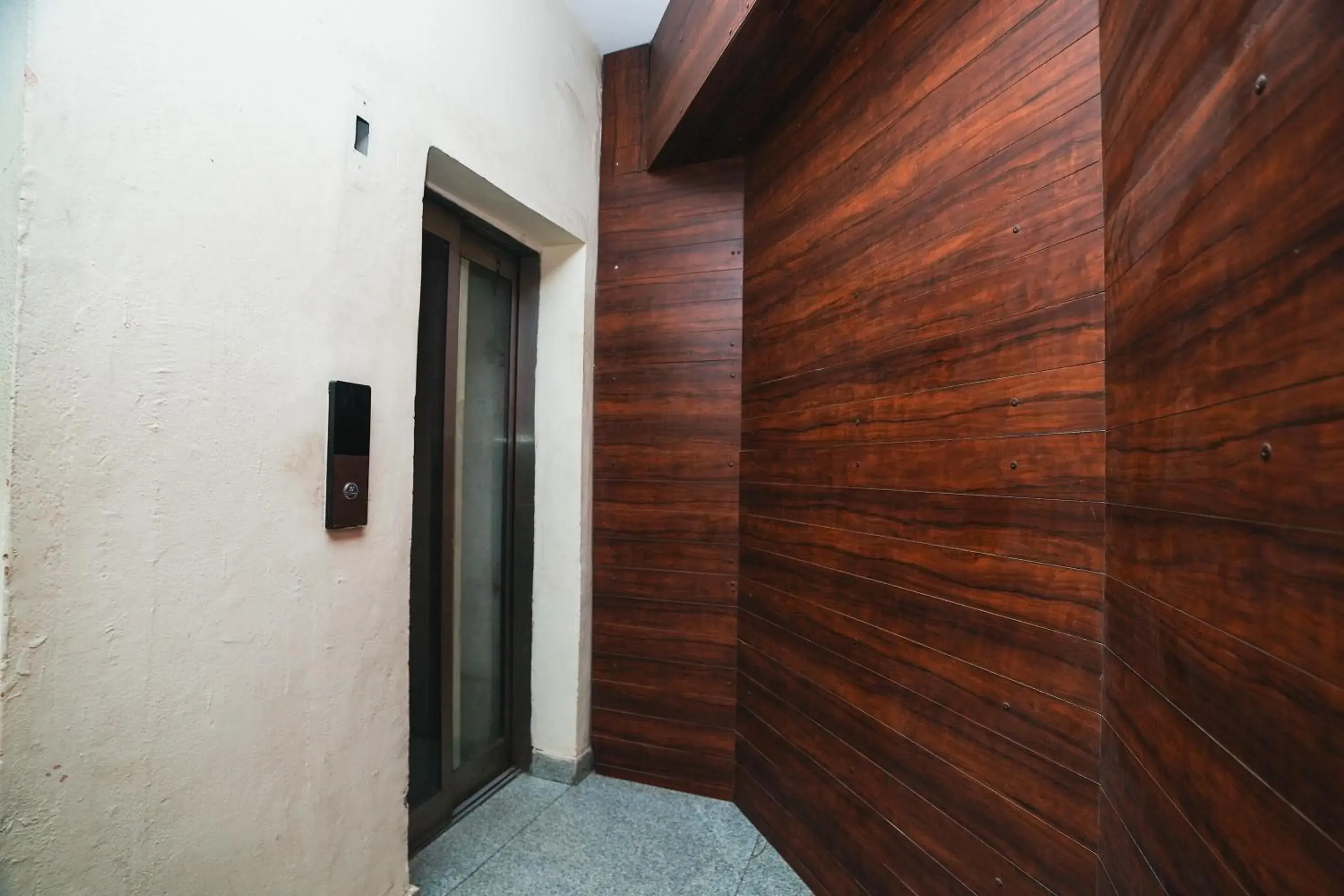 elevator in Mintstar Apartment and Suites, Chittaranjan Park