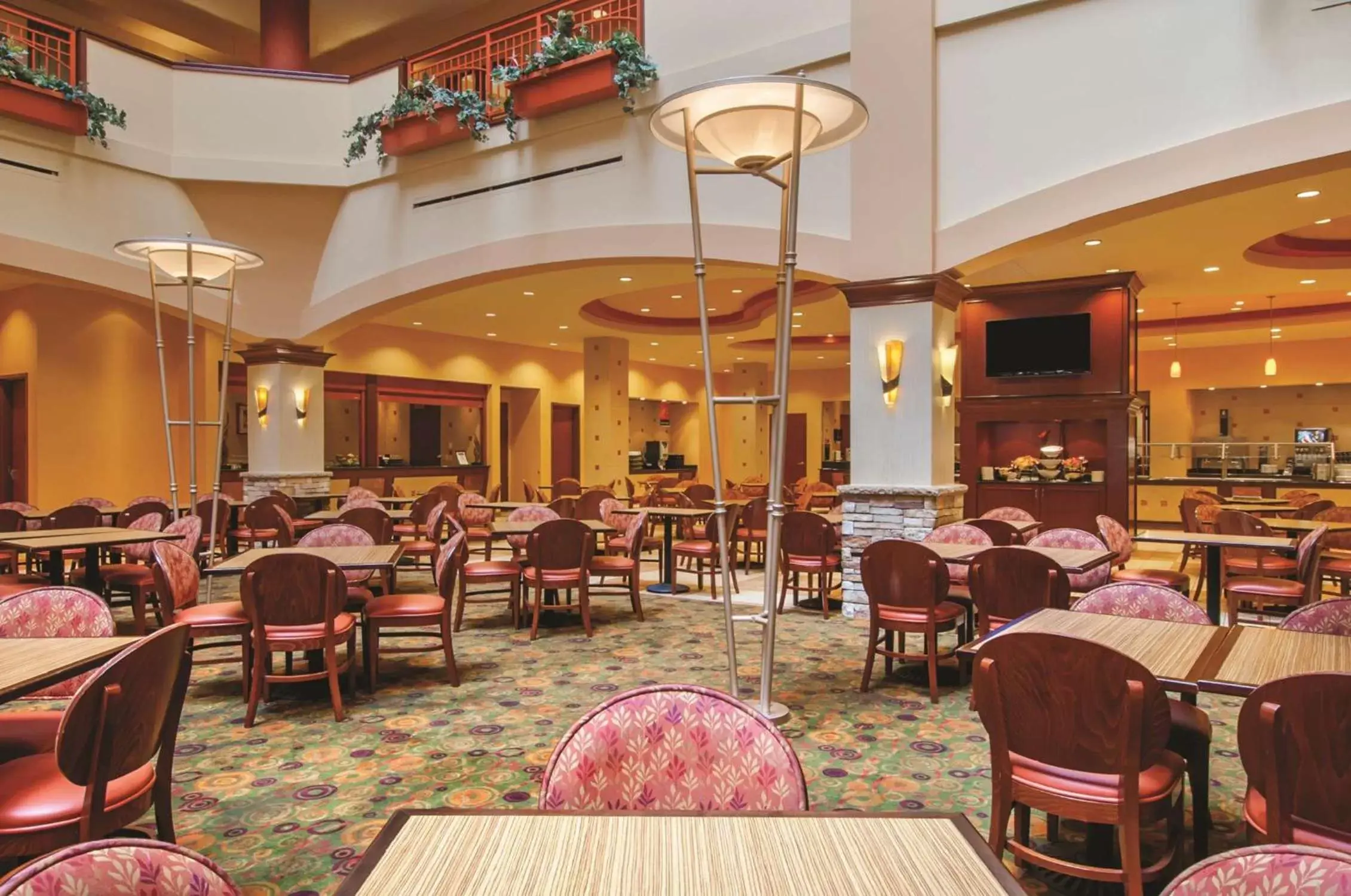 Restaurant/Places to Eat in Embassy Suites by Hilton San Marcos Hotel Conference Center